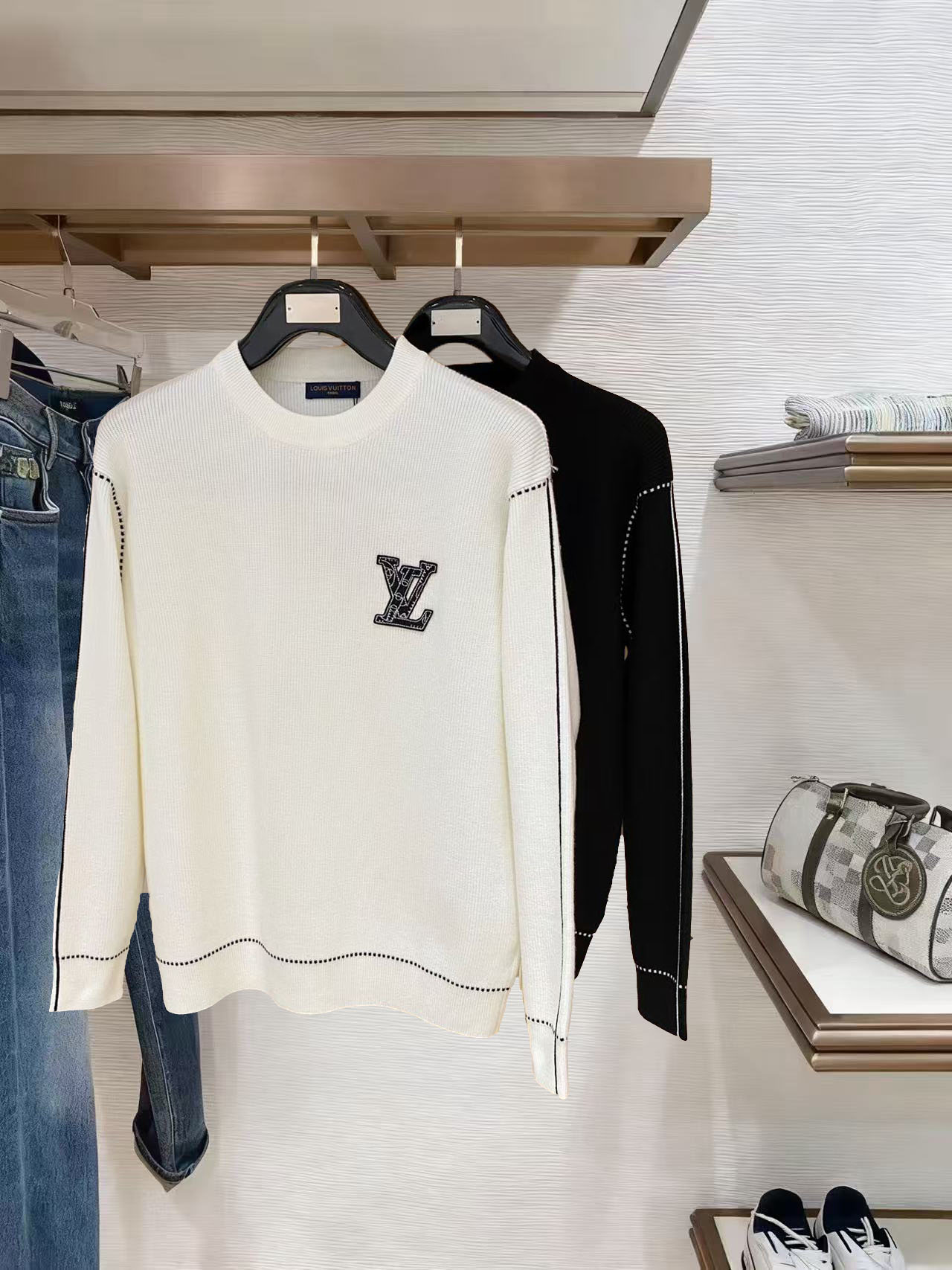 Louis Vuitton Basic Clothing Wool M-l-xl
