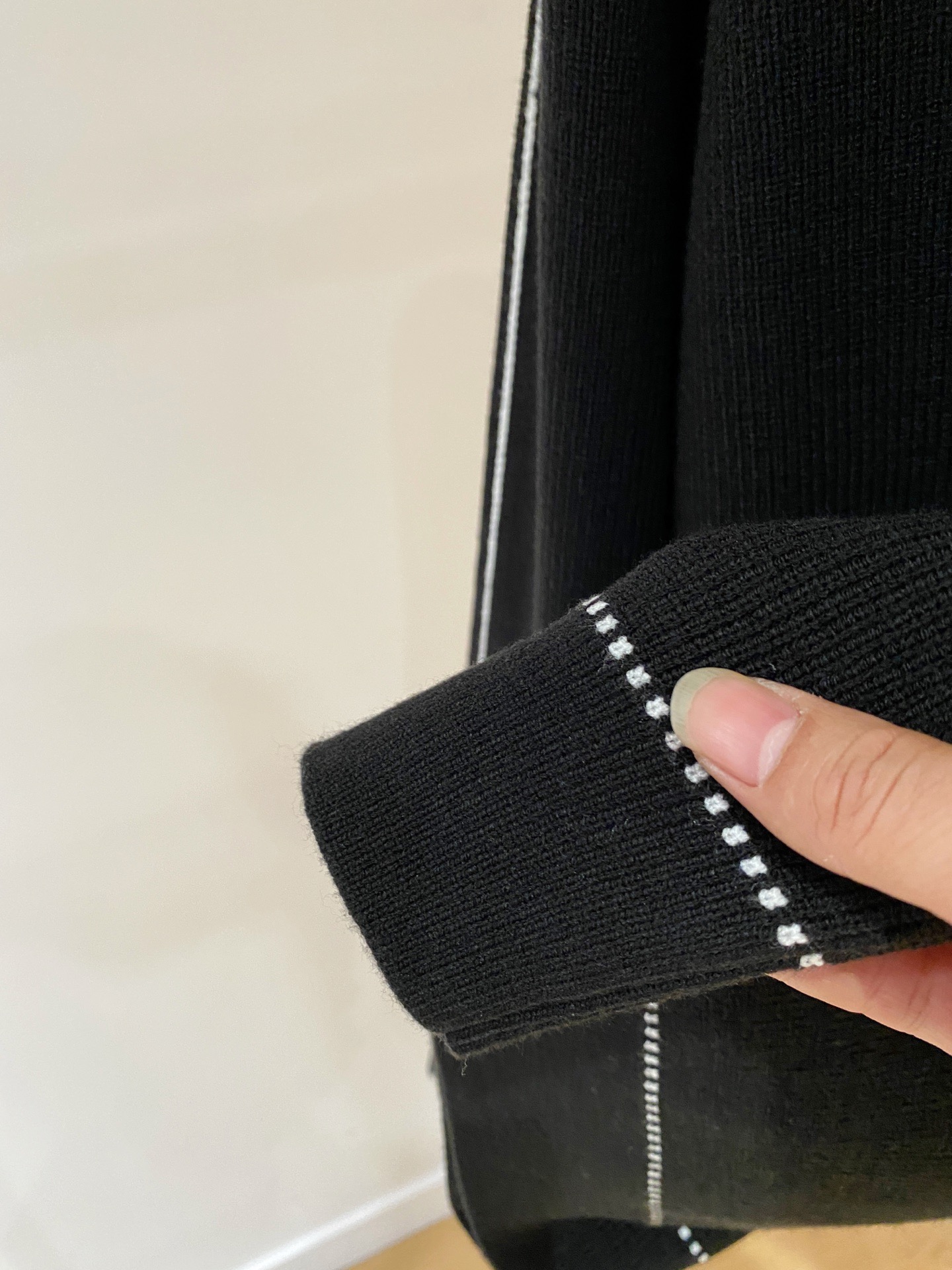 Louis Vuitton Basic Clothing Wool M-l-xl