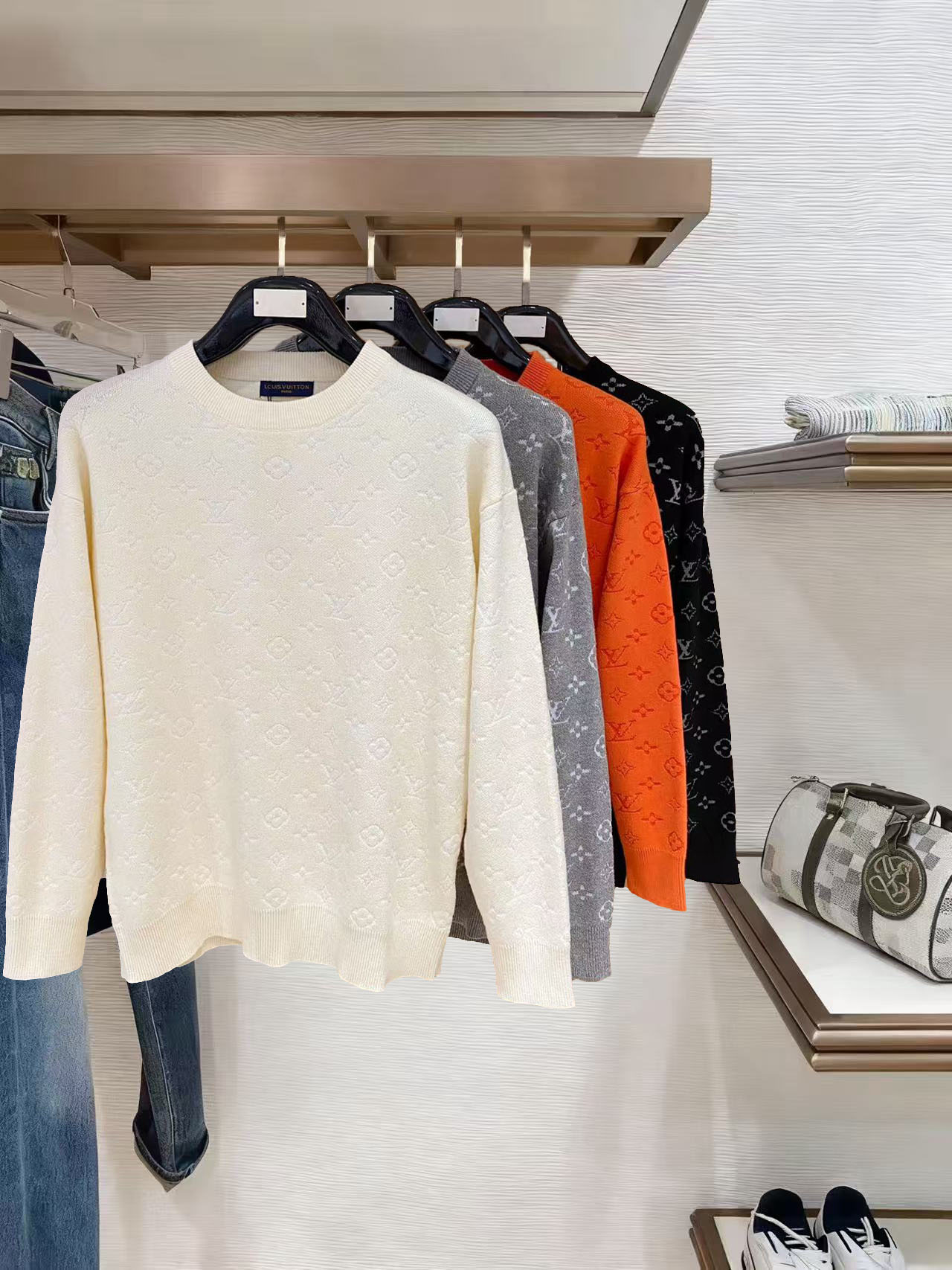 Louis Vuitton Basic Clothing Wool M-l-xl