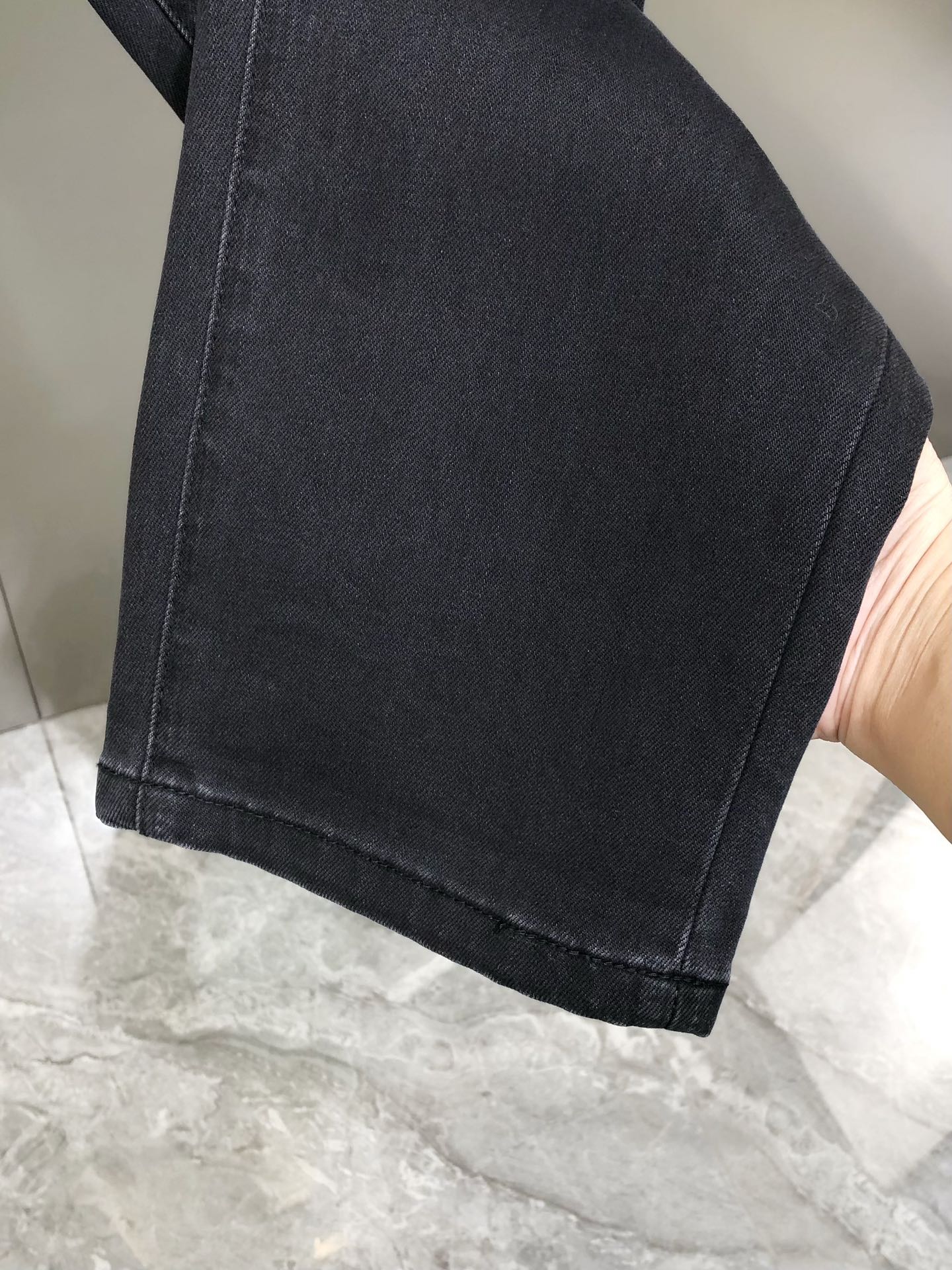 Louis Vuitton Male Jeans Cotton Loose Fit L-38