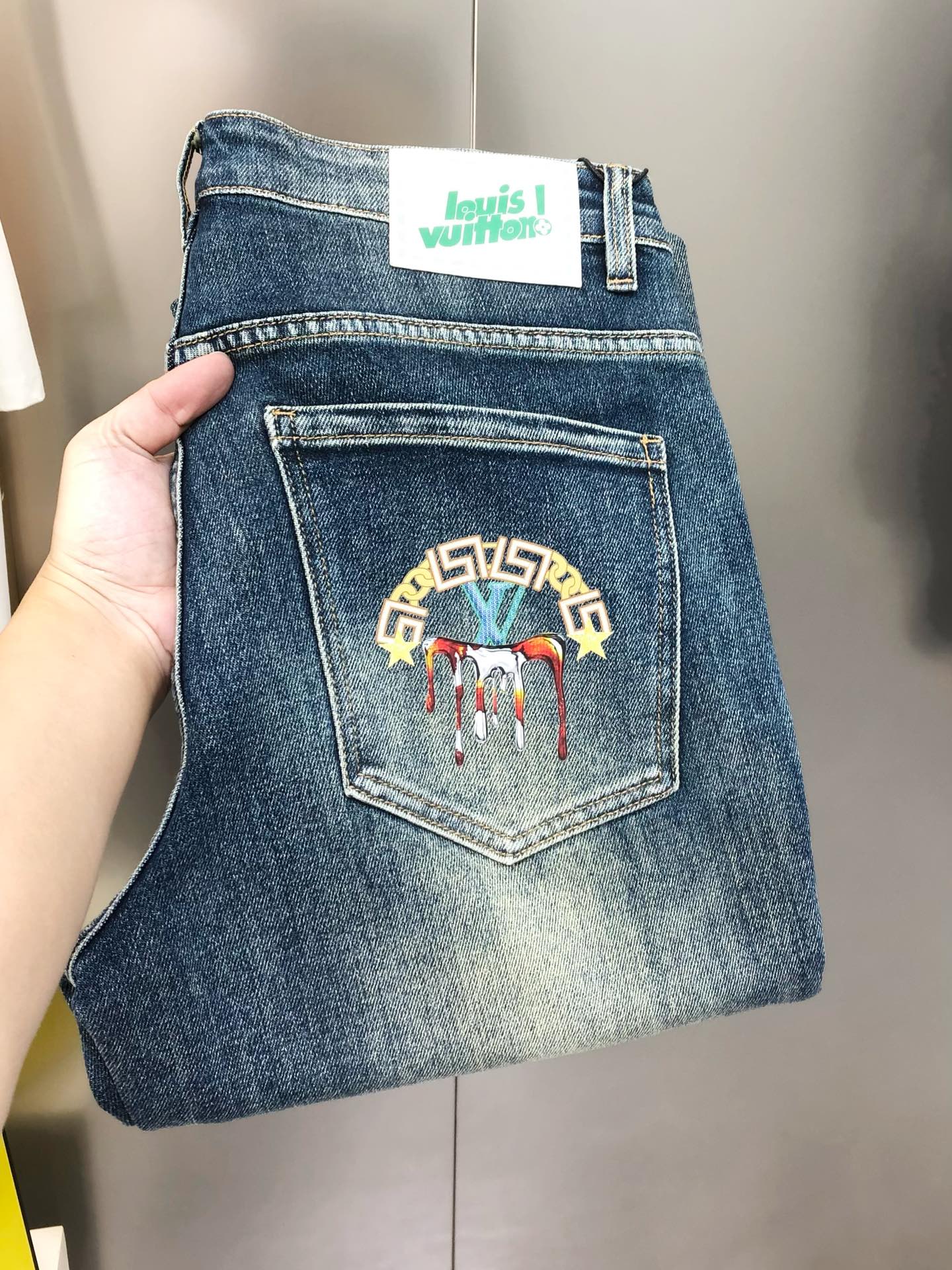 Louis Vuitton Male Jeans Cotton Loose Fit L-38