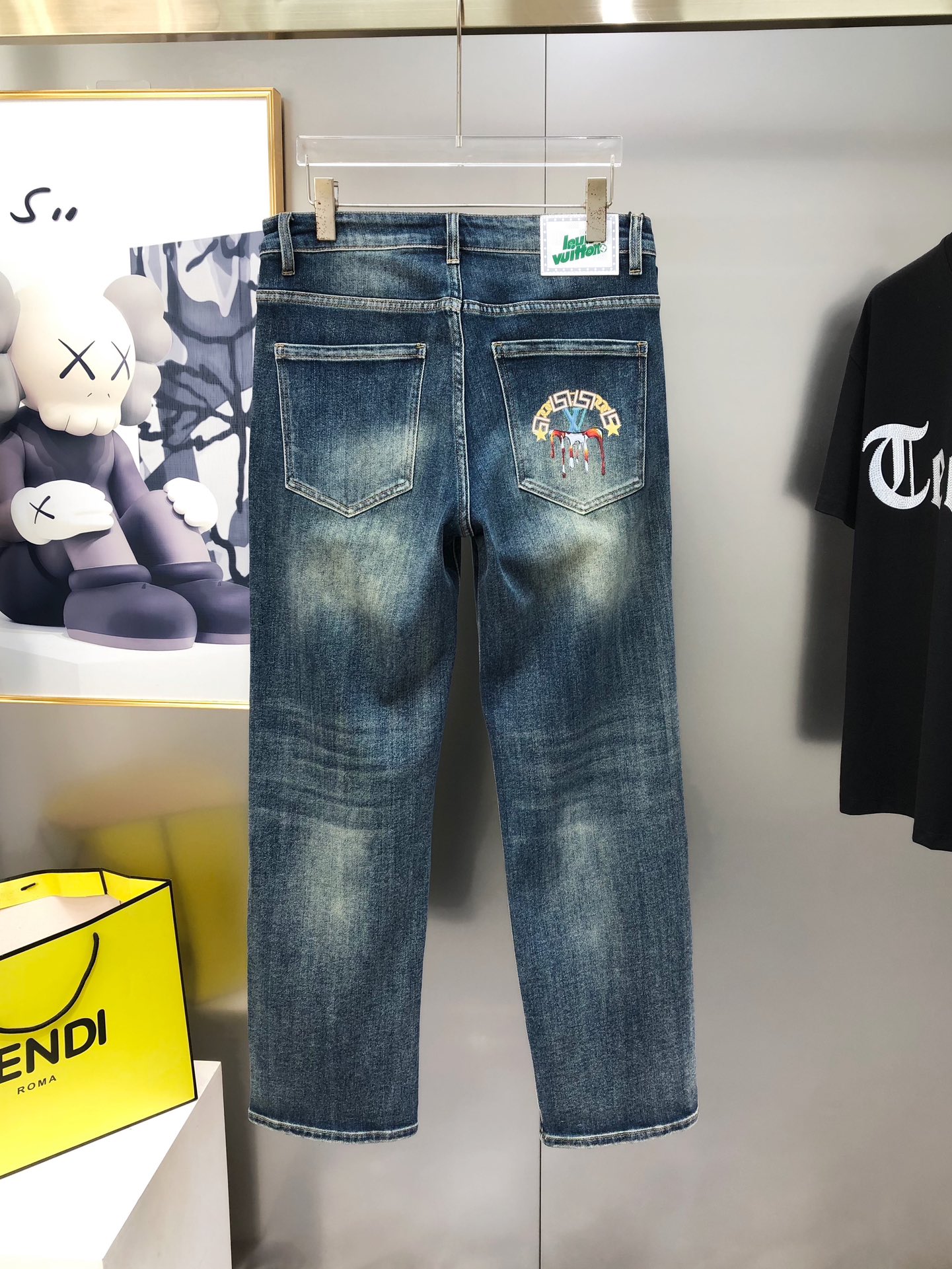 Louis Vuitton Male Jeans Cotton Loose Fit L-38