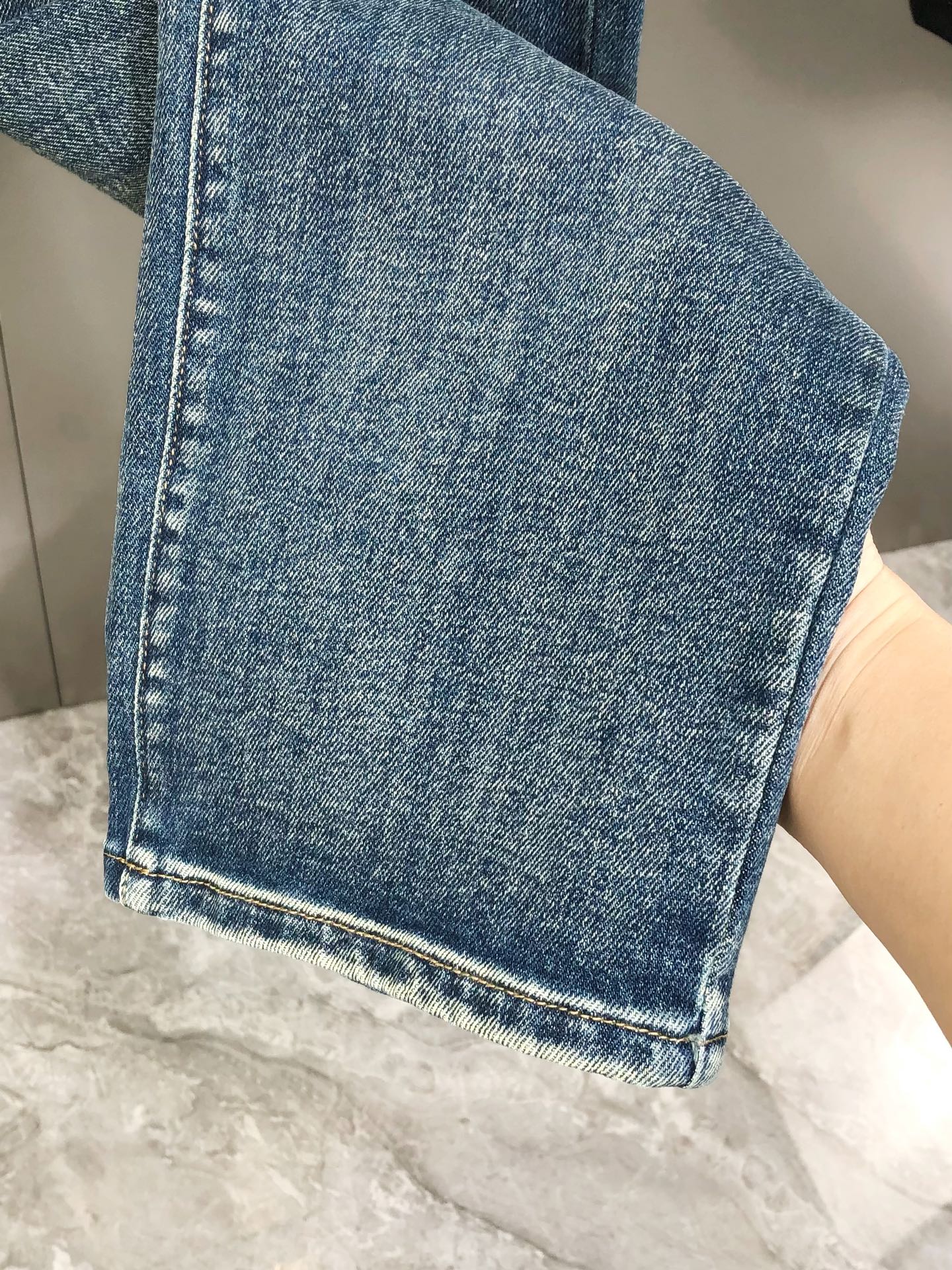 Louis Vuitton Male Jeans Cotton Loose Fit L-38