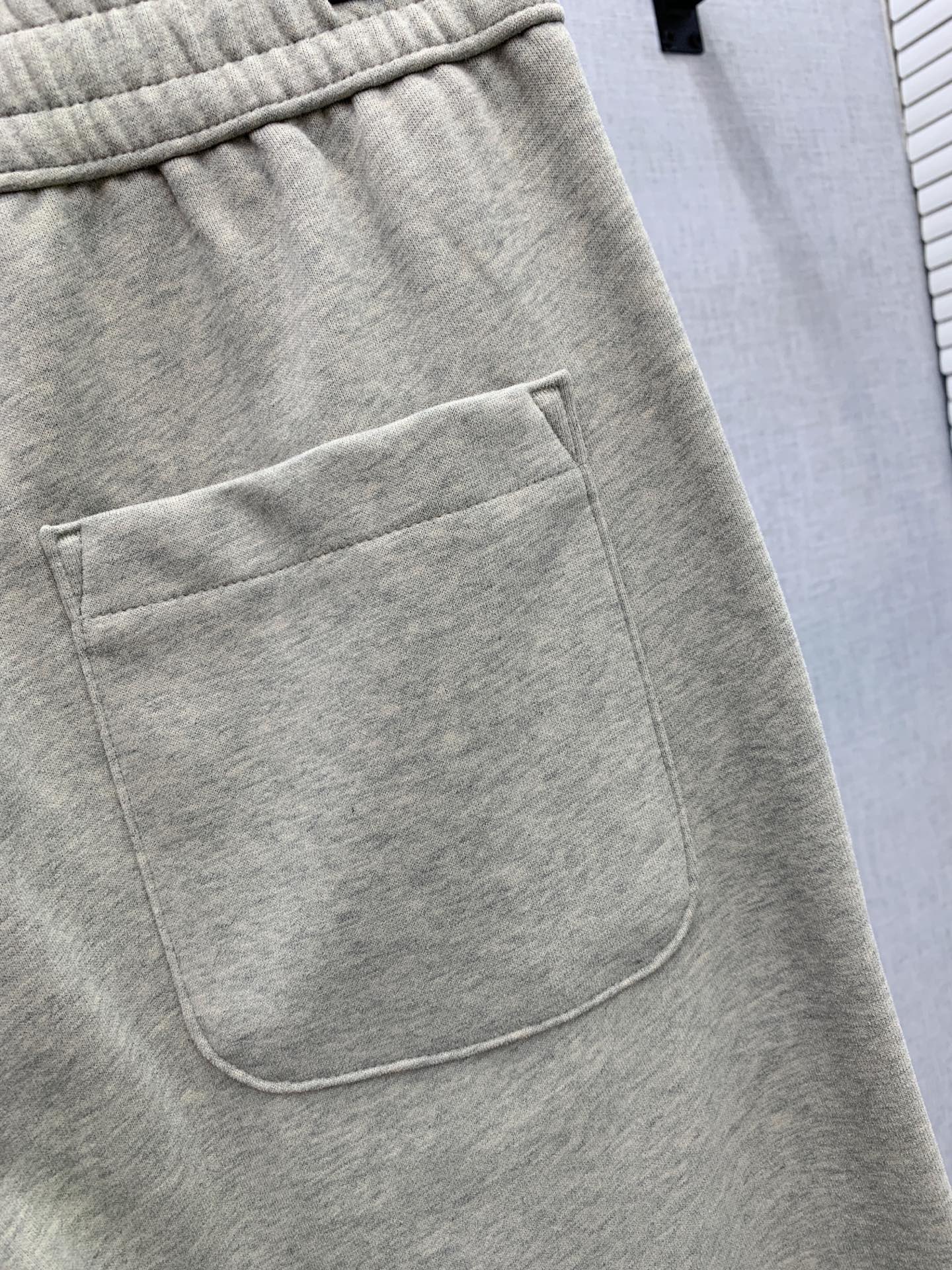 Louis Vuitton Basic Clothing S-l