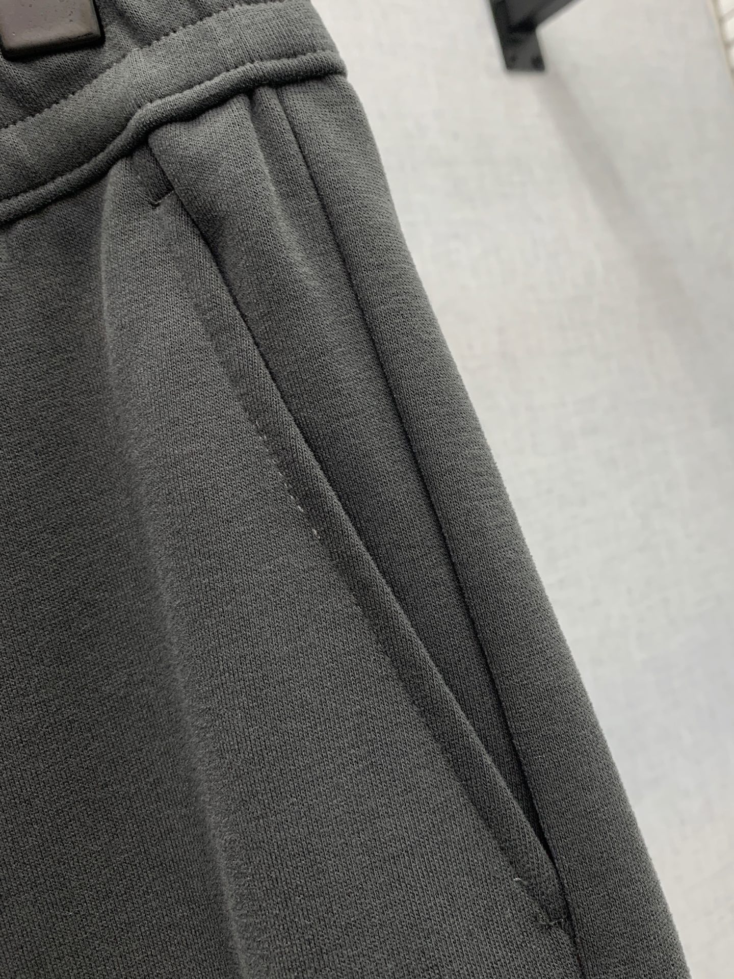 Louis Vuitton Basic Clothing S-l