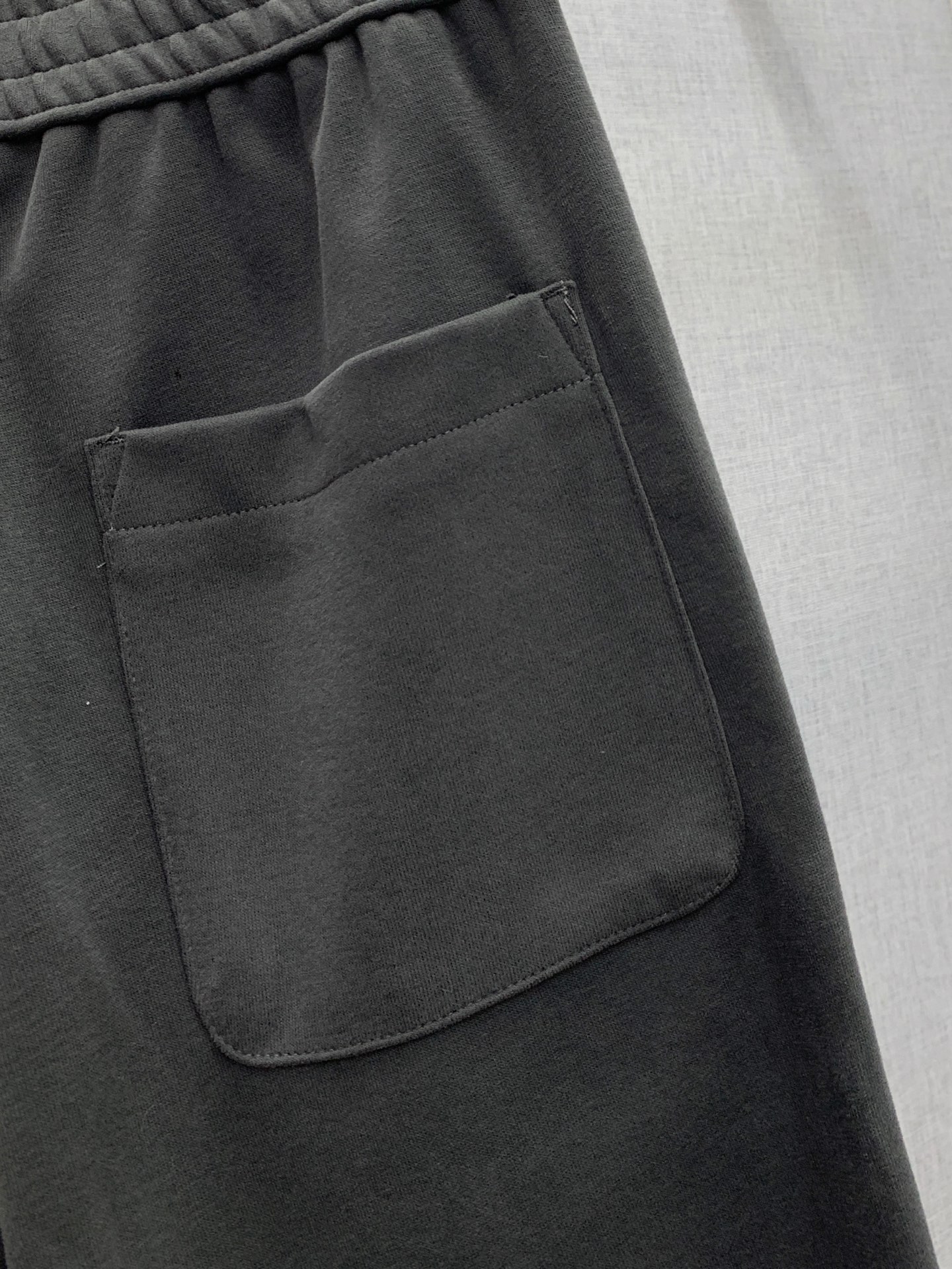 Louis Vuitton Basic Clothing S-l