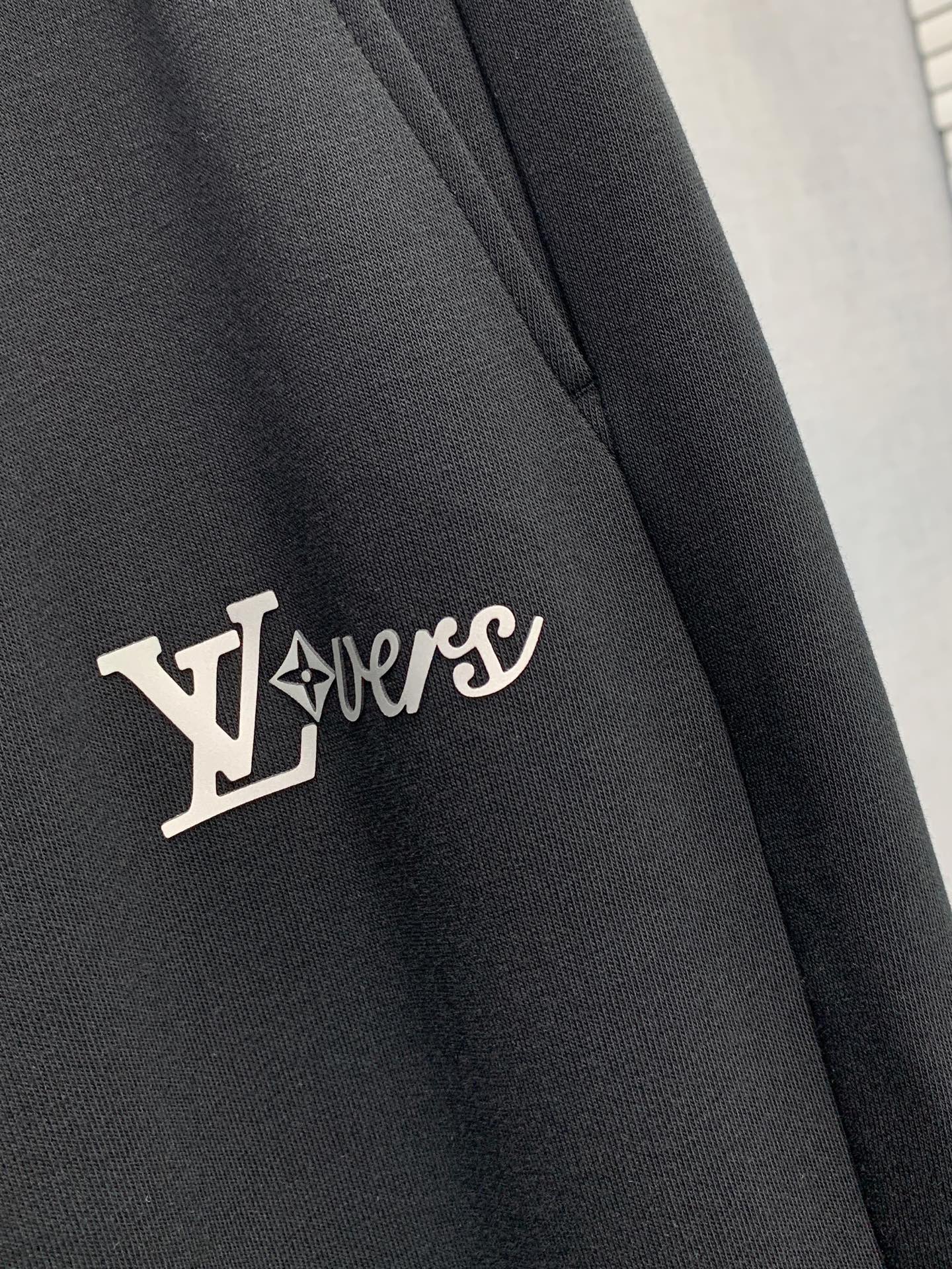 Louis Vuitton Basic Clothing S-l