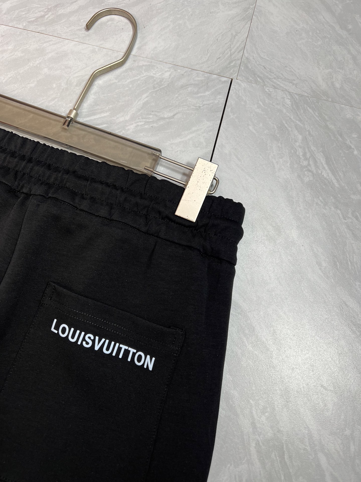 Louis Vuitton Basic Clothing M-l-xxxl-175140