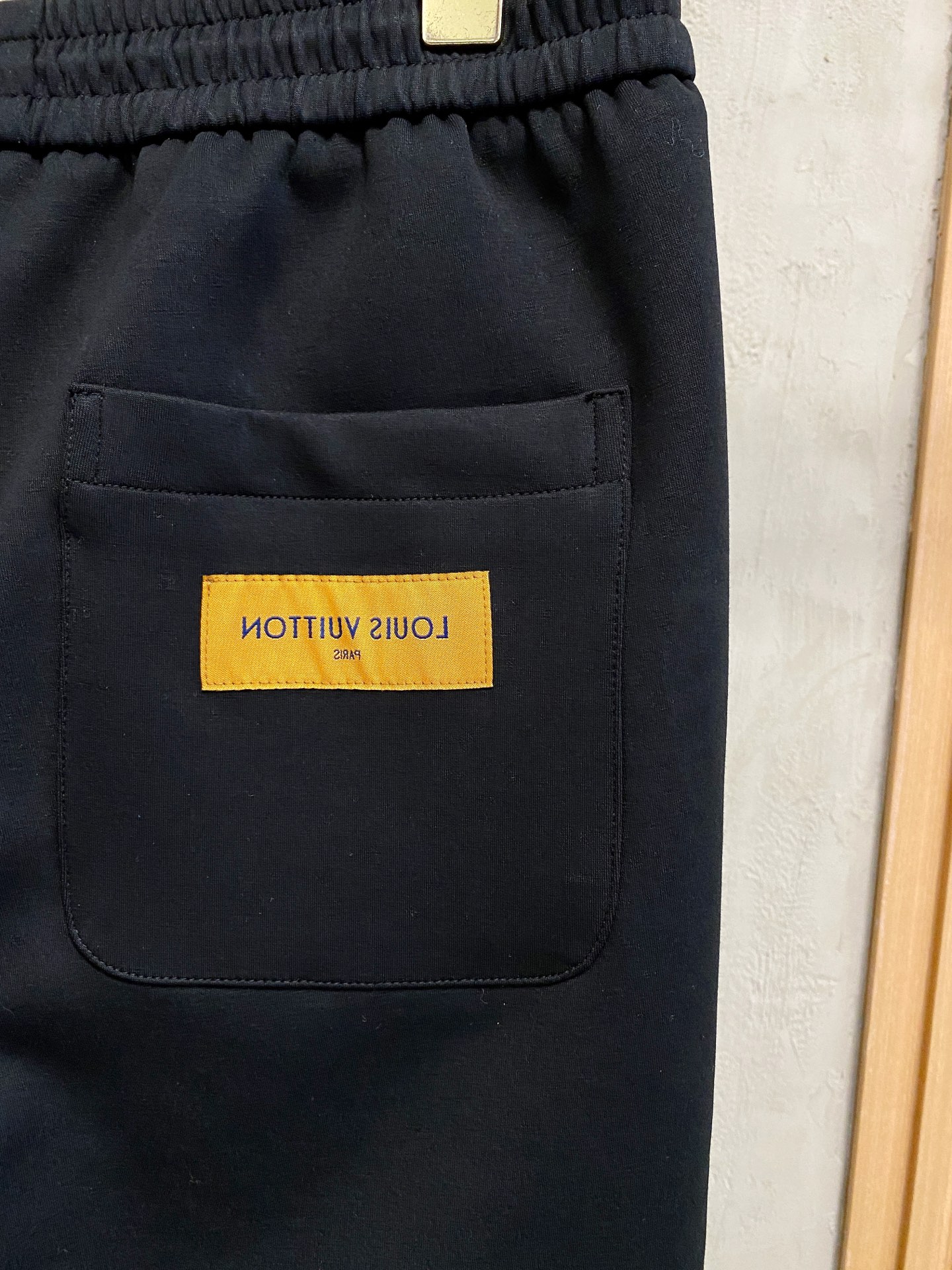 Louis Vuitton Basic Clothing M-l-xl