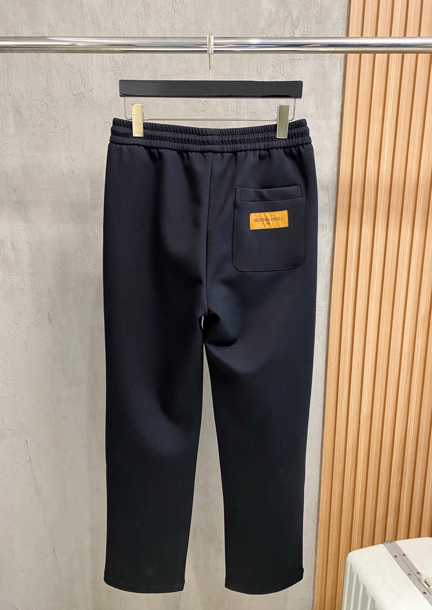 Louis Vuitton Basic Clothing M-l-xl