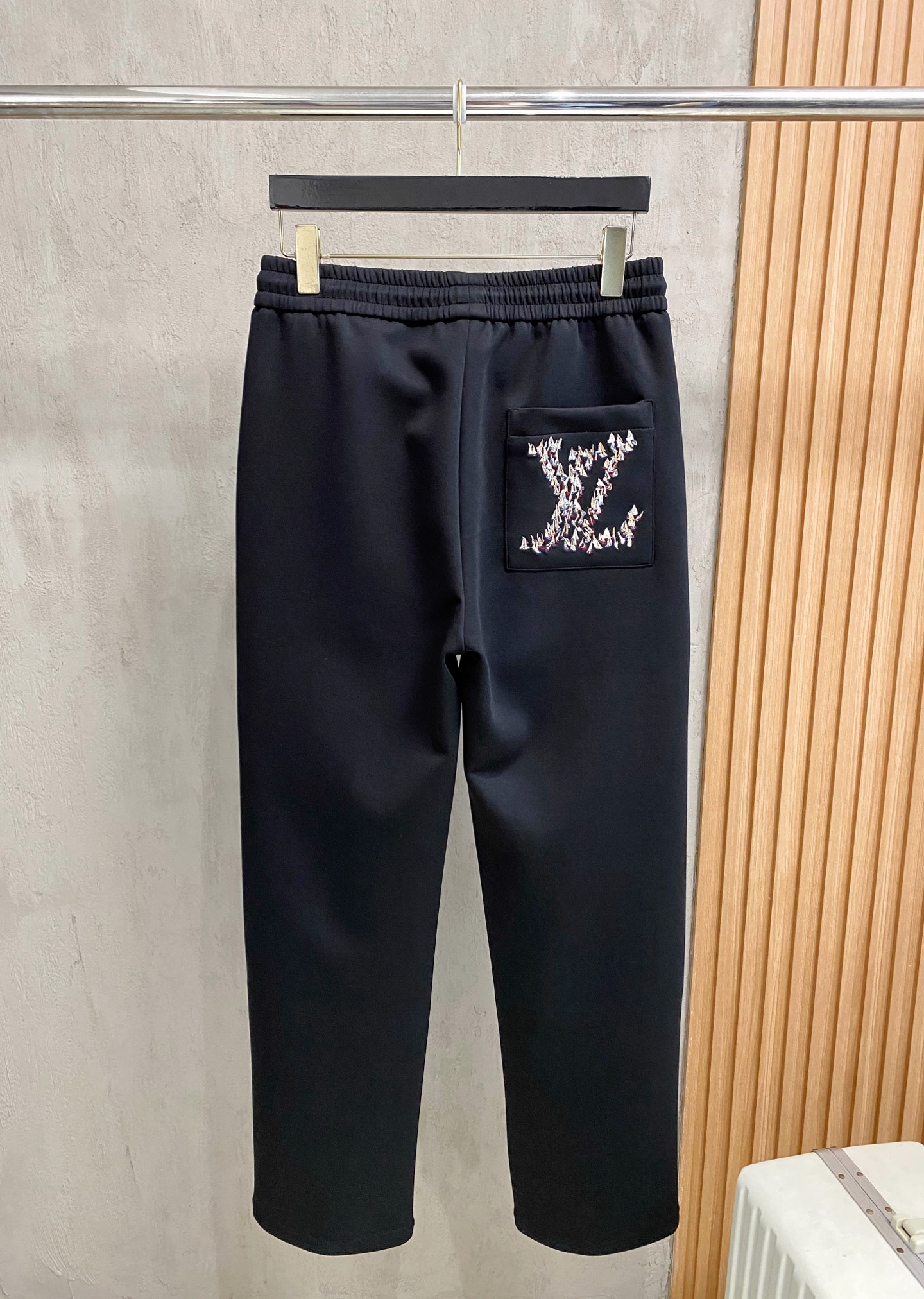 Louis Vuitton Basic Clothing M-l-xl