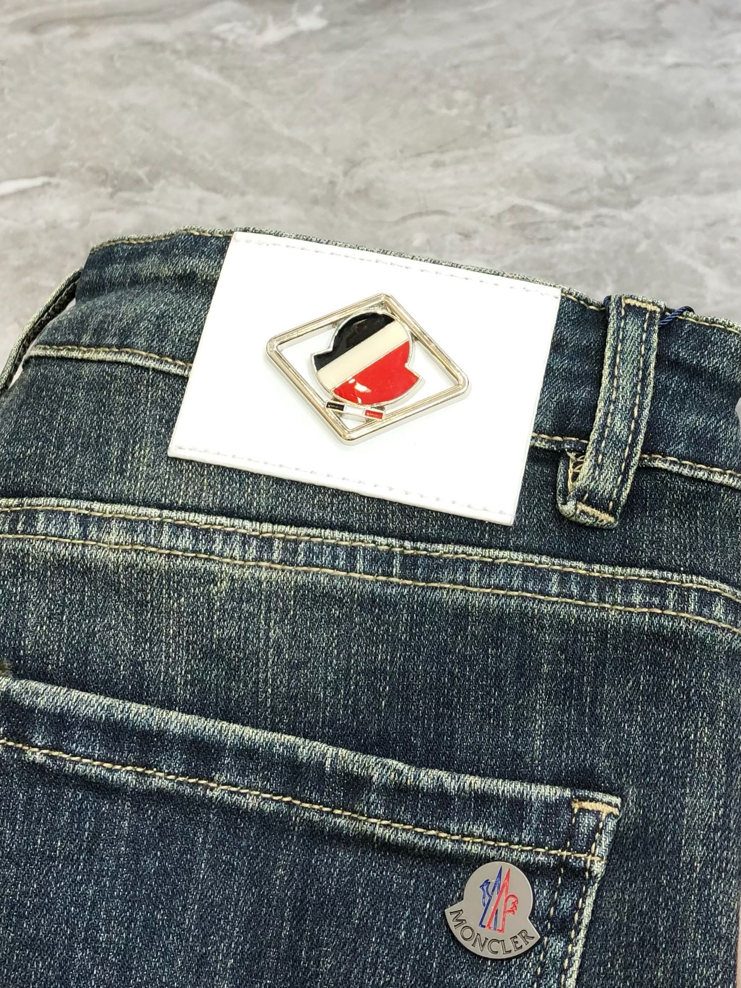 Moncler Male Jeans Cotton Loose Fit M-l-38