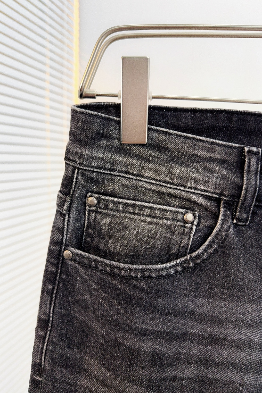 Male Jeans L