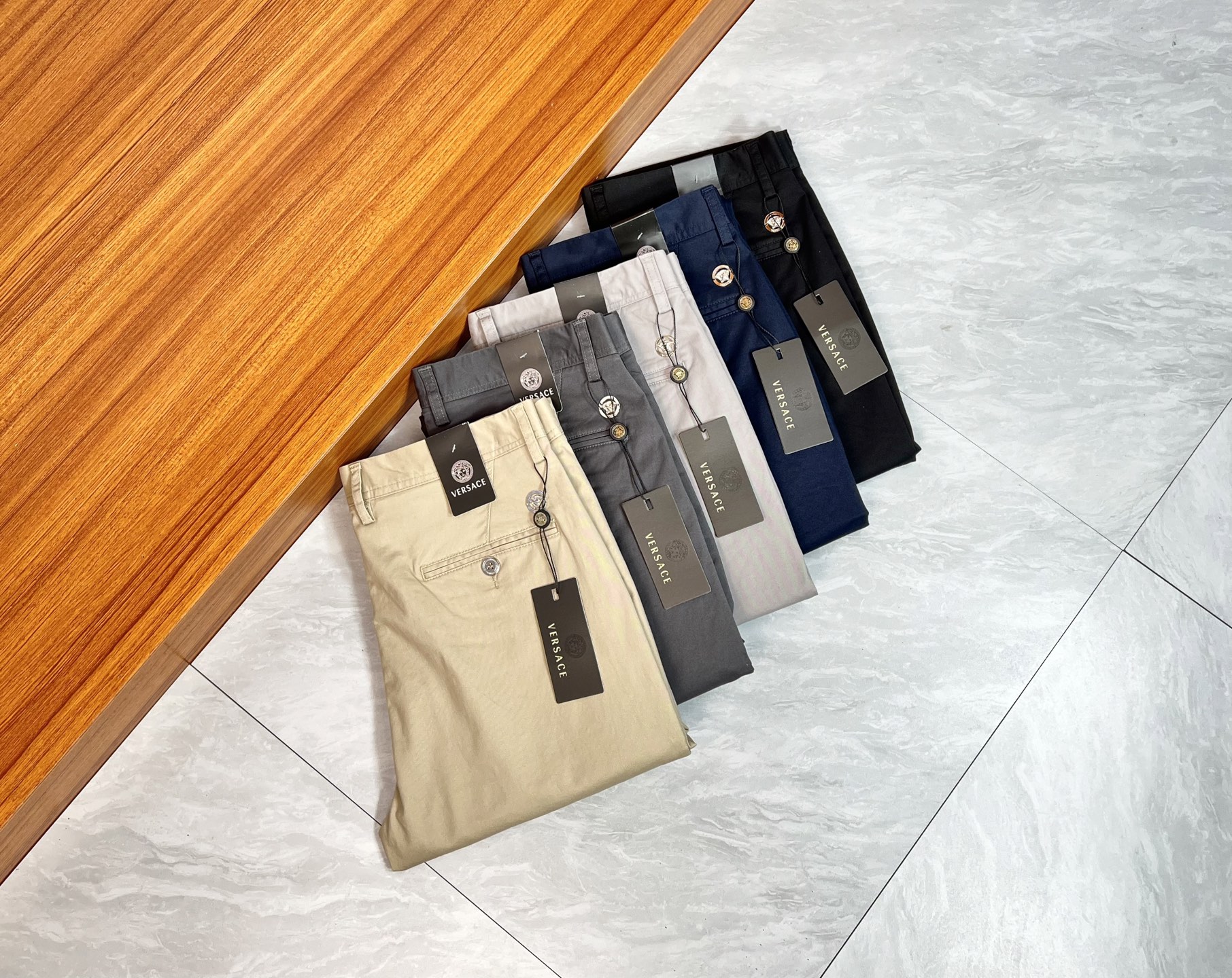 Versace Basic Clothing S-175140-32