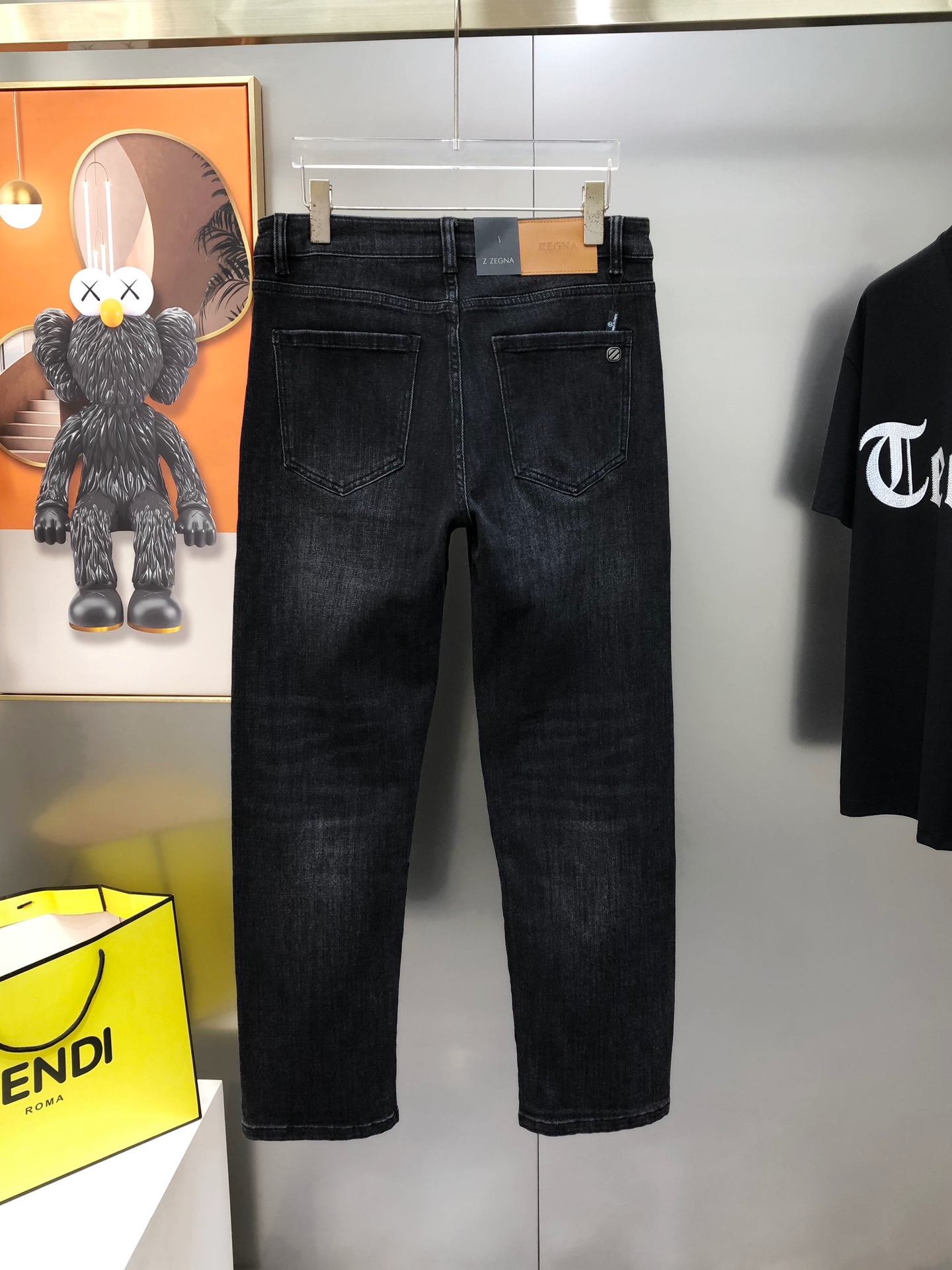 Ermenegildo Zegna Male Jeans Cotton Loose Fit L-38