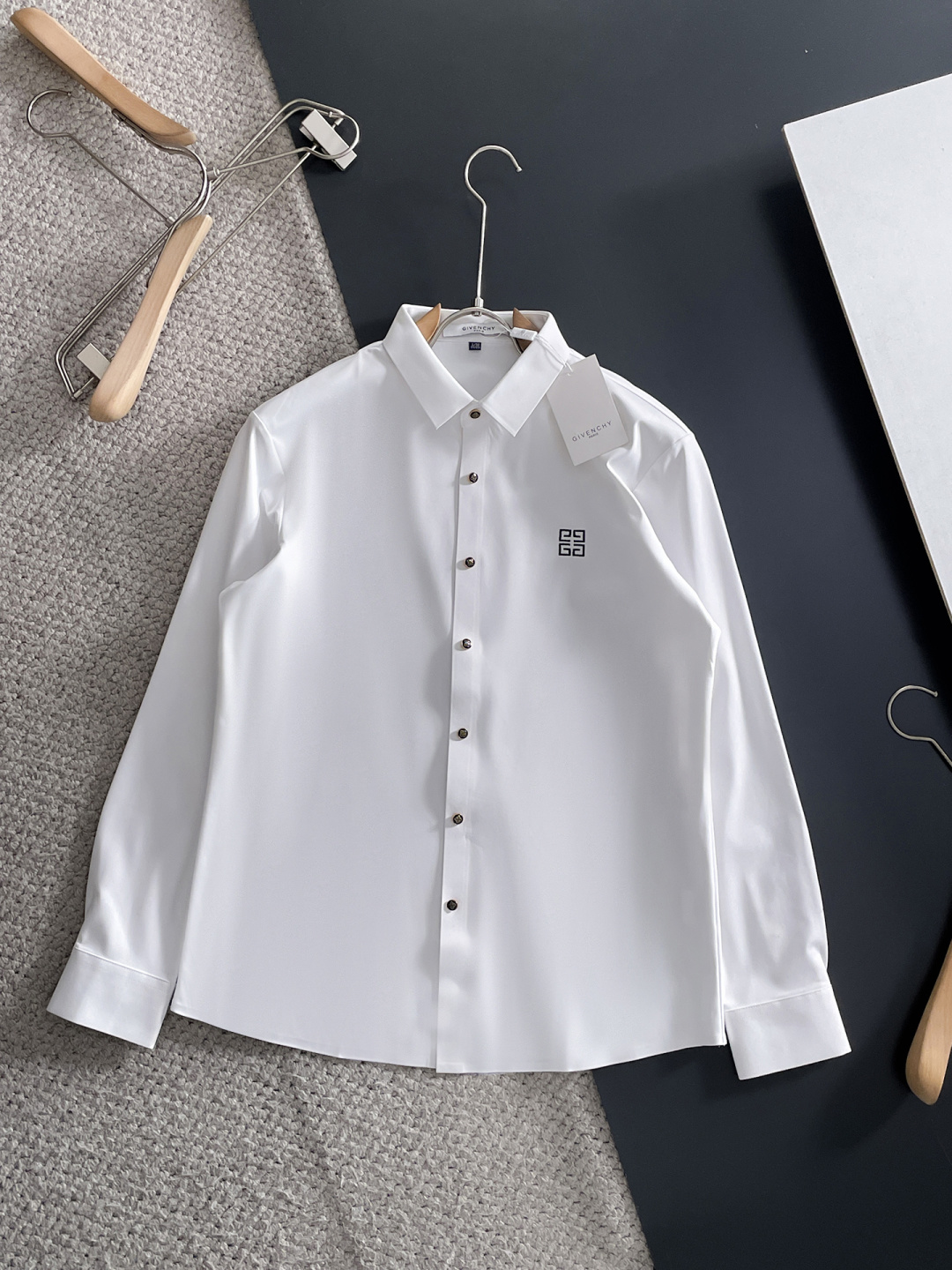 Givenchy Shirt S-m-l-xl