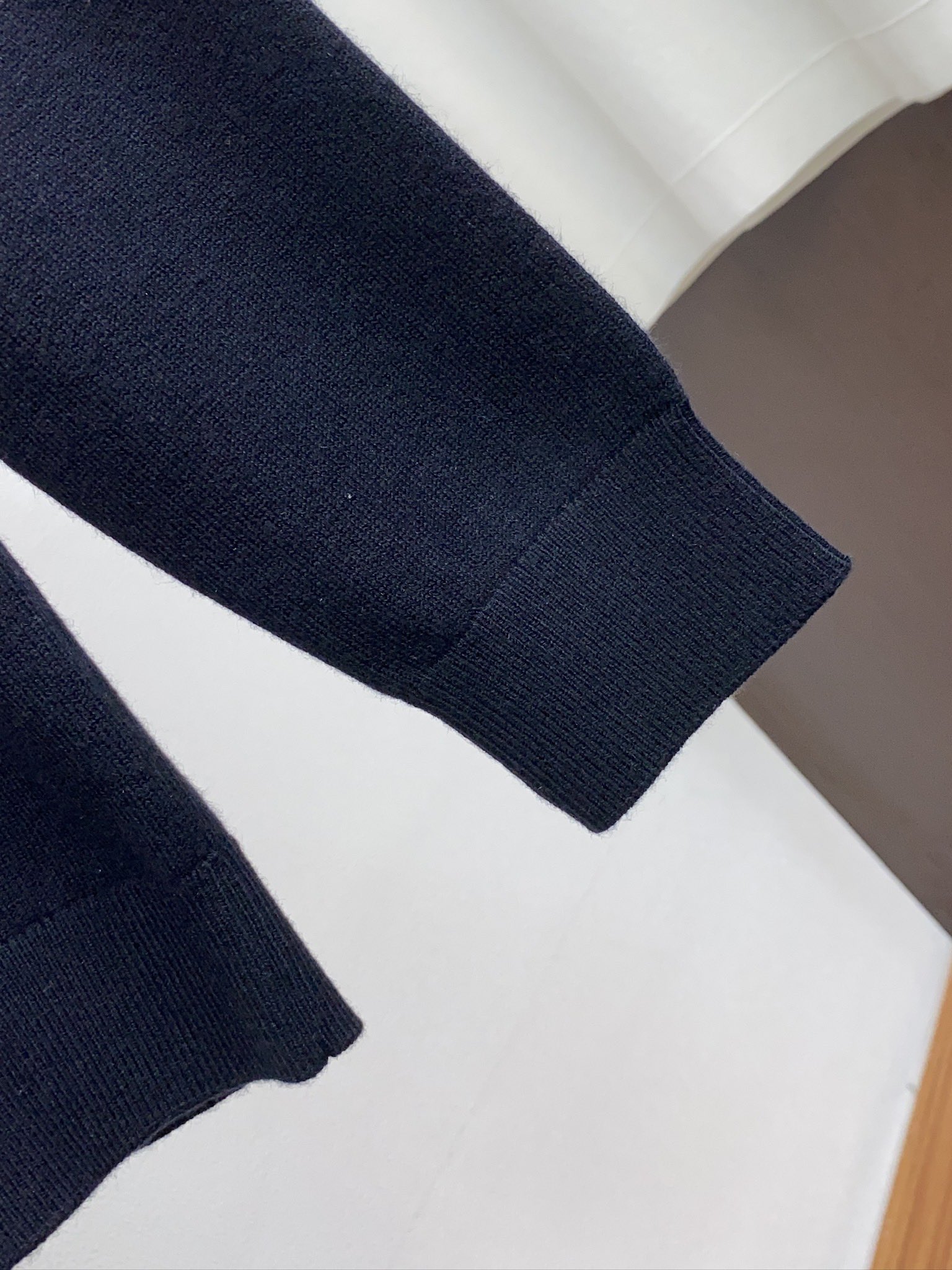 Gucci Basic Clothing Wool M-xl