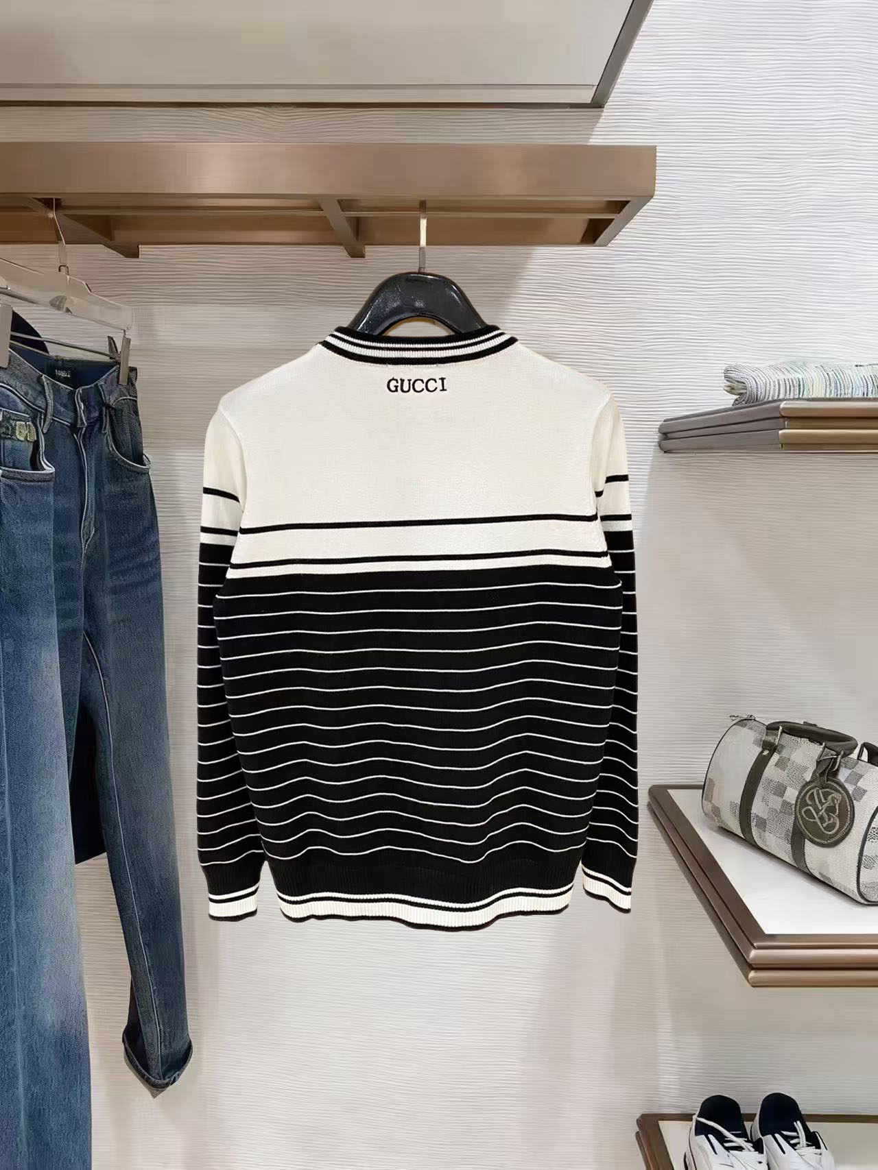 Gucci Basic Clothing Wool M-xl