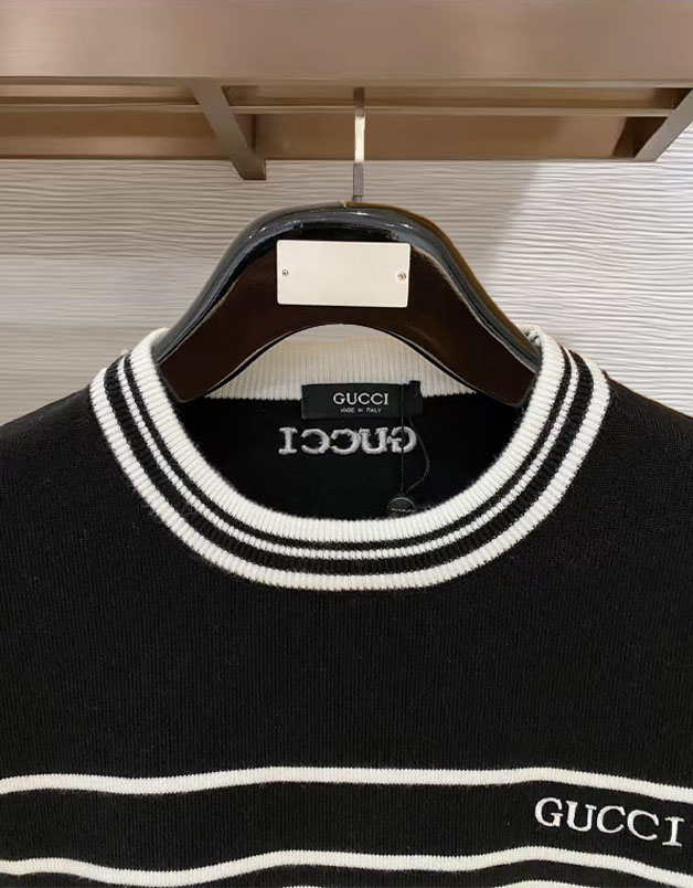Gucci Basic Clothing Wool M-xl