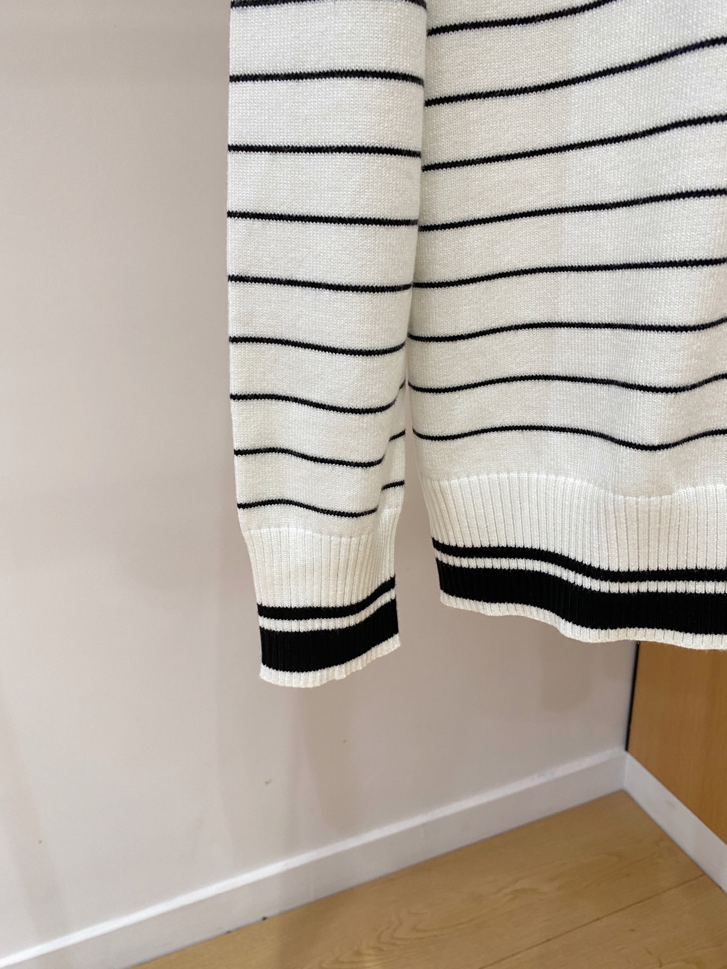 Gucci Basic Clothing Wool M-xl