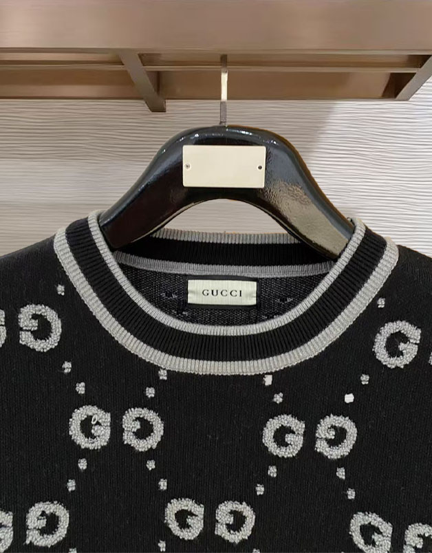 Gucci Basic Clothing Wool M-xl