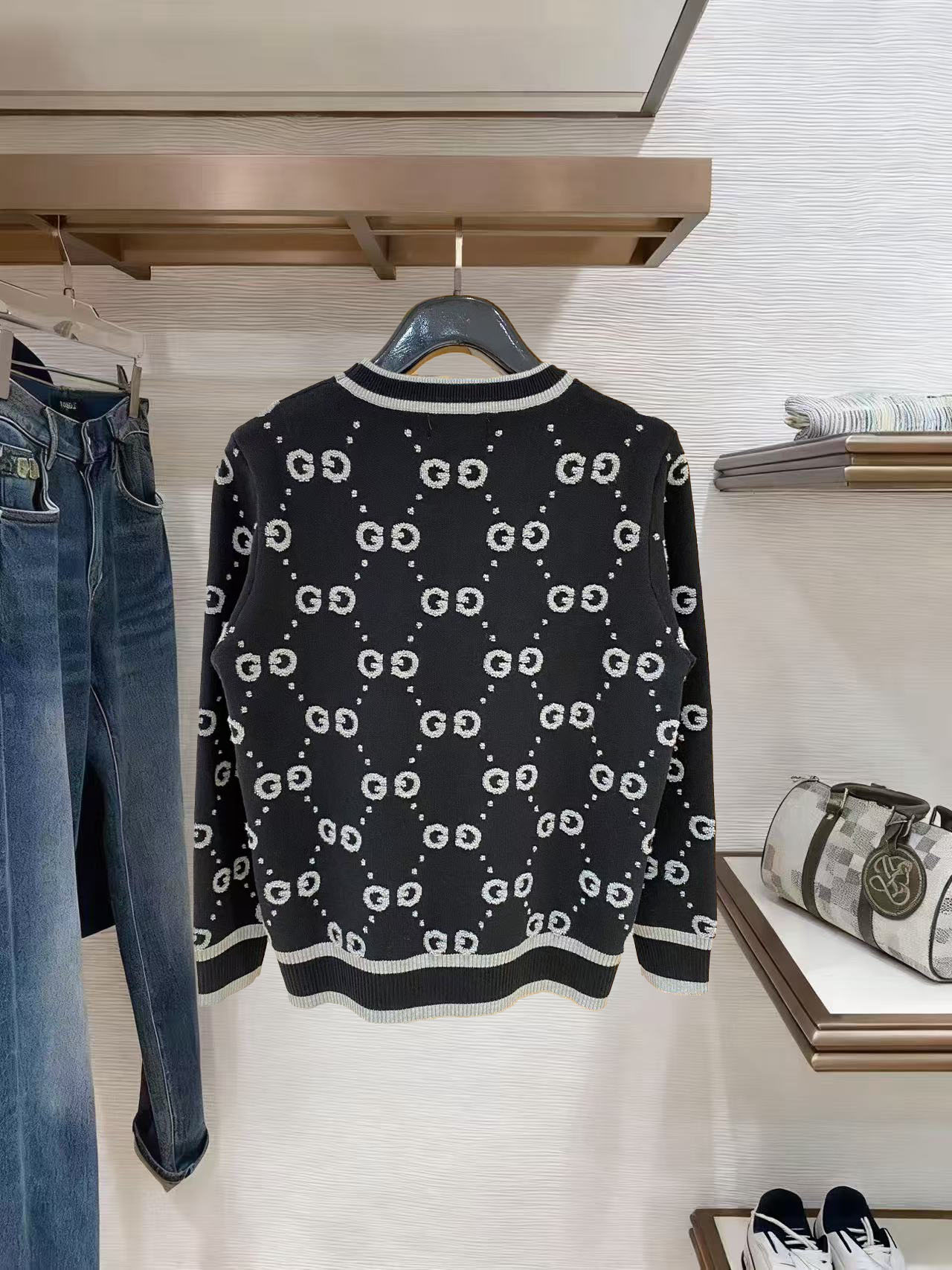 Gucci Basic Clothing Wool M-xl