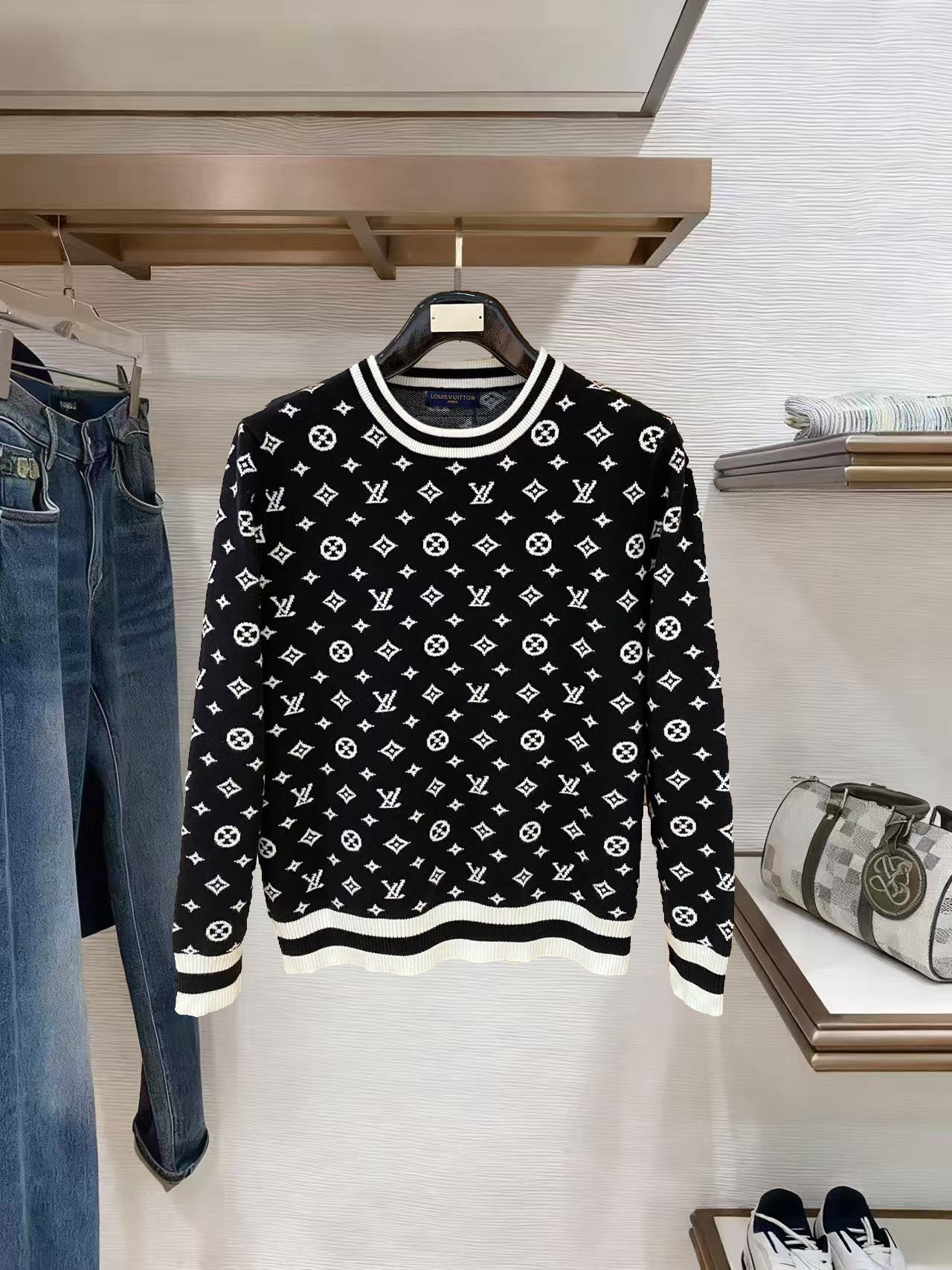 Gucci Basic Clothing Wool M-xl