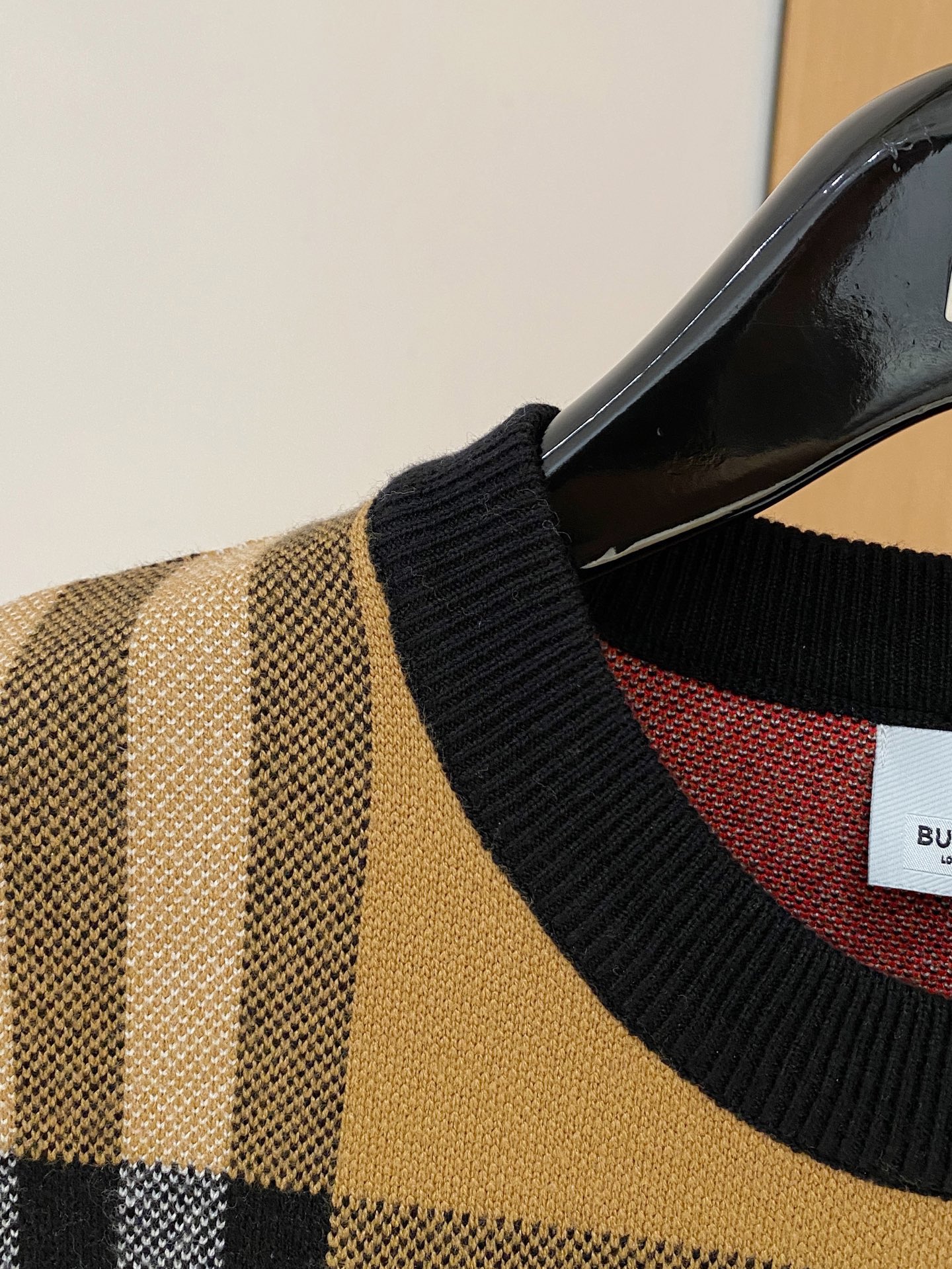 Burberry Basic Clothing Wool M-xl