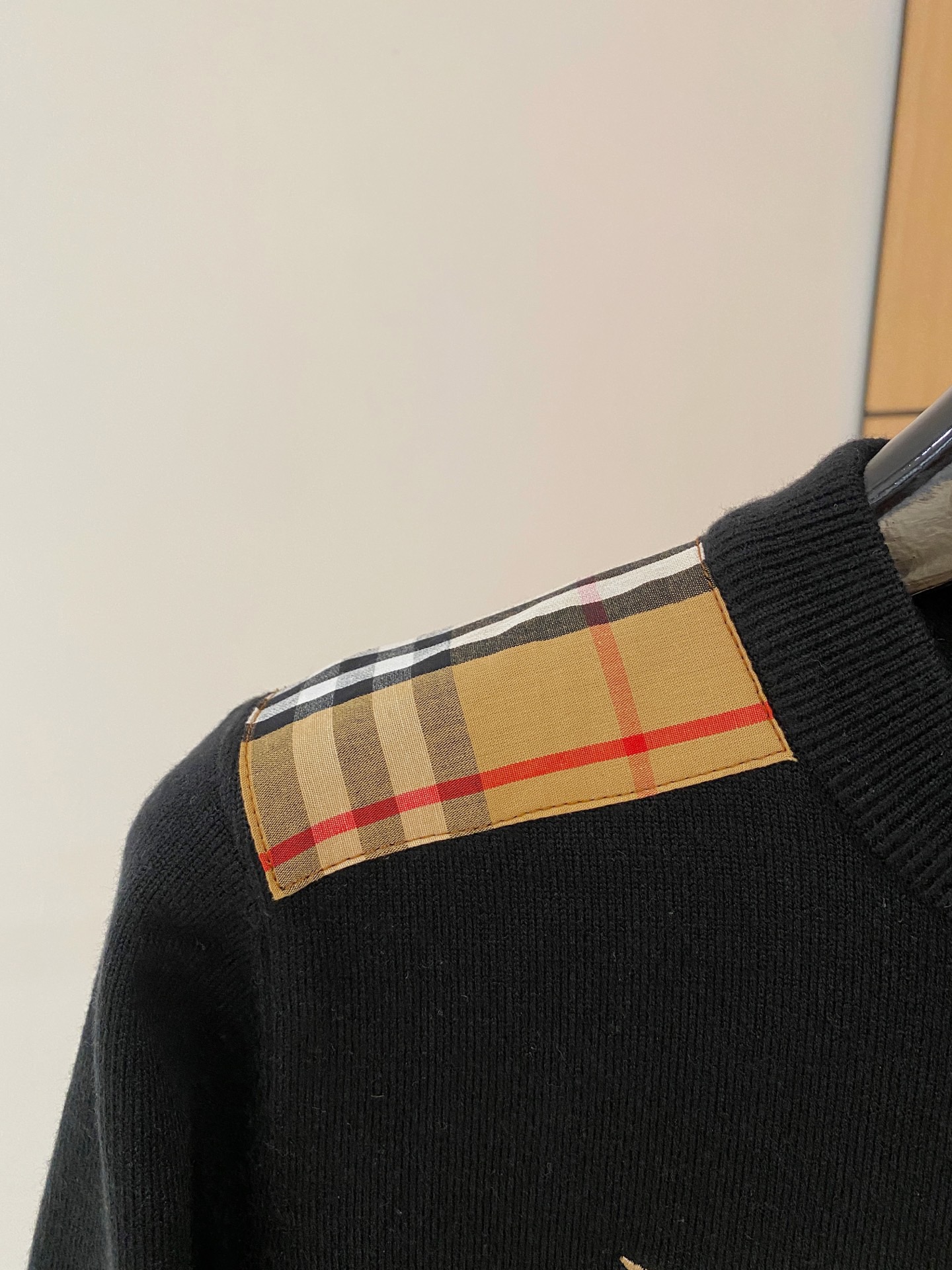 Burberry Basic Clothing Wool M-xl