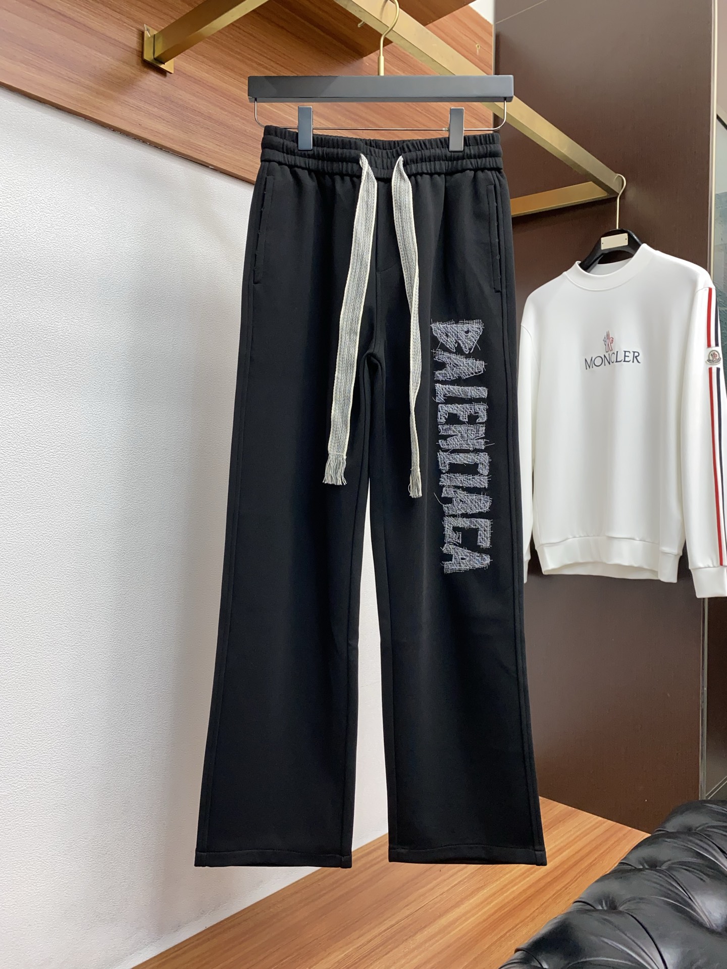 Balenciaga Basic Clothing M-xl