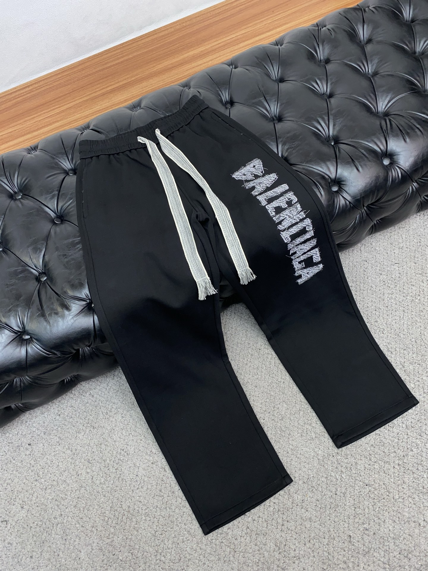 Balenciaga Basic Clothing M-xl