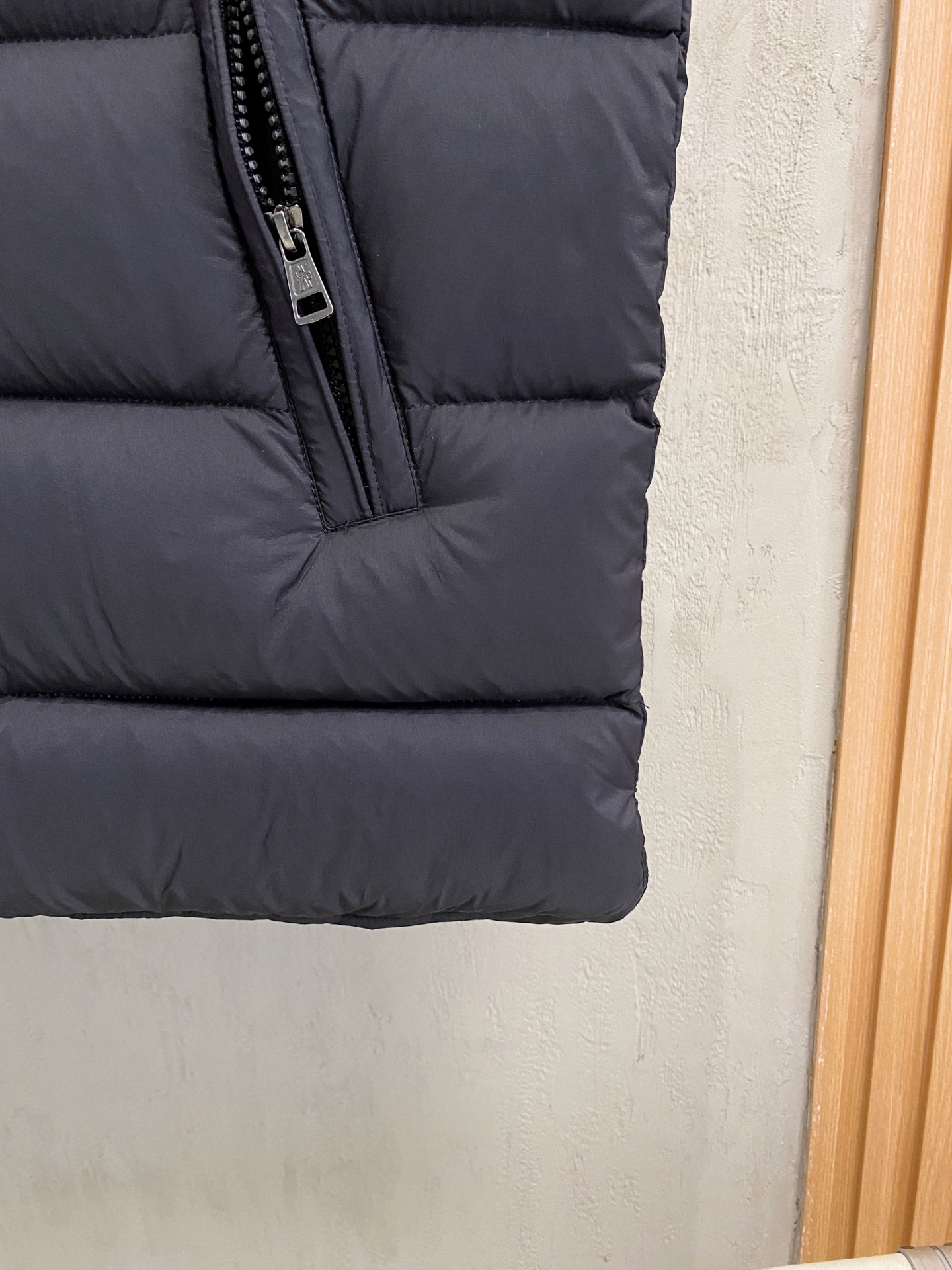 Fendi Male Down Vest White Duck Down Black Loose Fit M-l