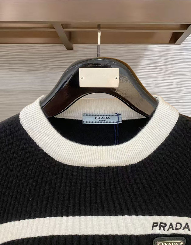 Prada Basic Clothing Wool M-xl
