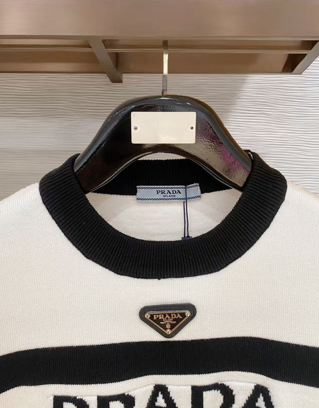 Prada Basic Clothing Wool M-xl