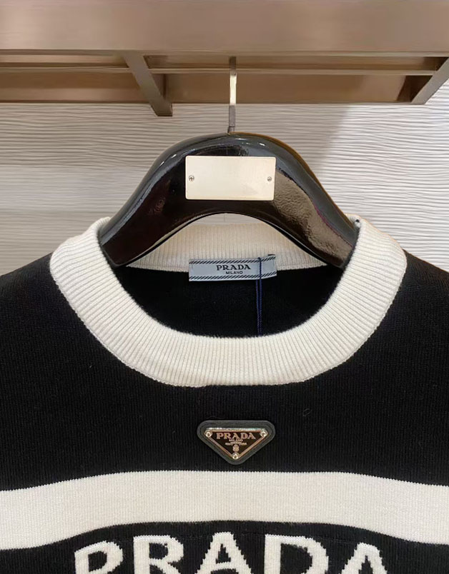 Prada Basic Clothing Wool M-xl