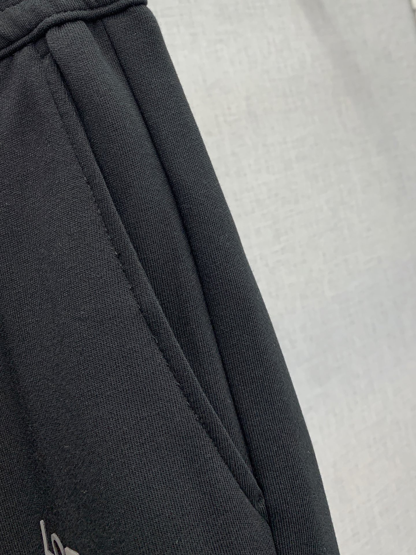 Loewe Basic Clothing S