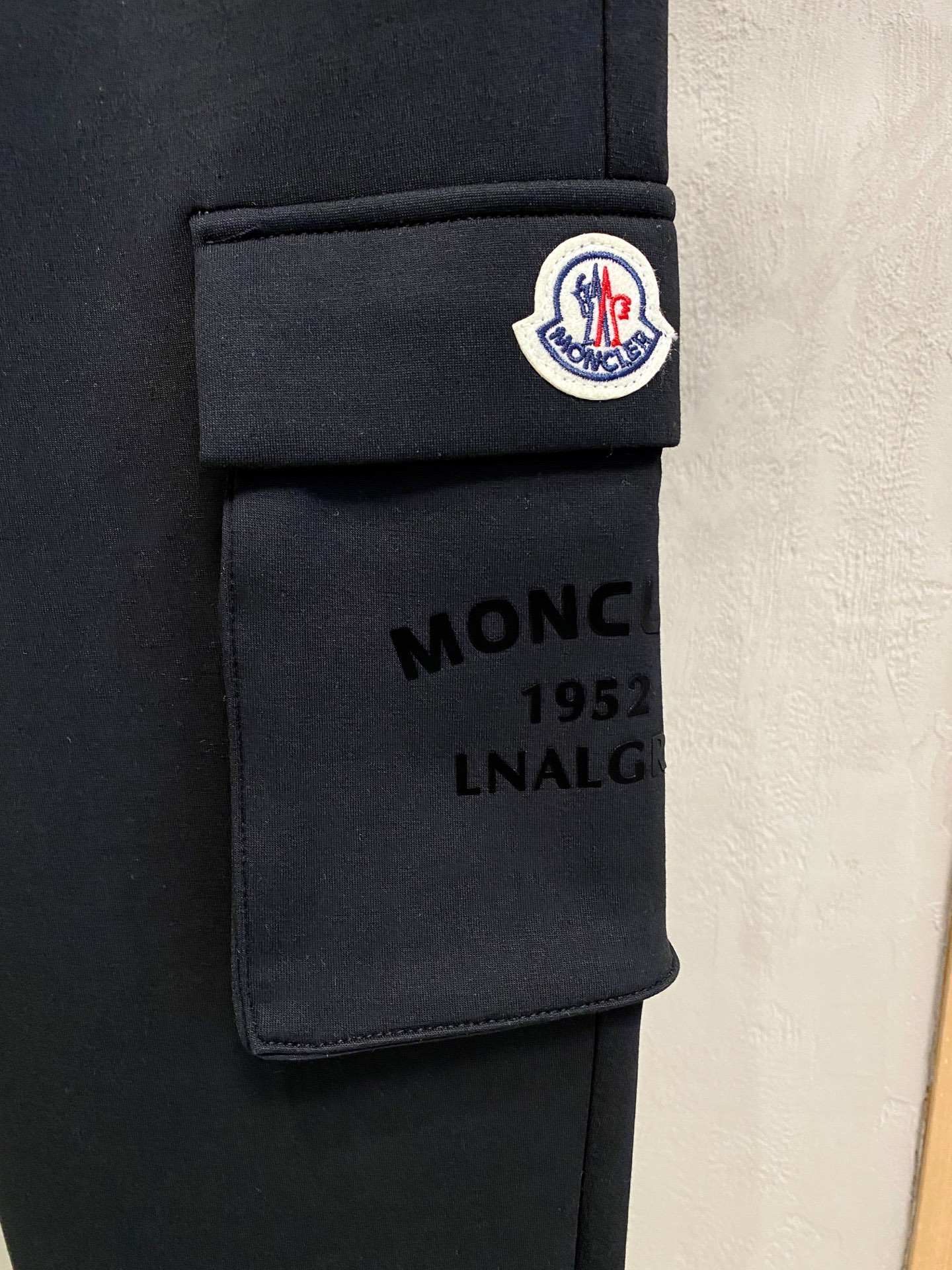 Moncler Basic Clothing M-l-xl