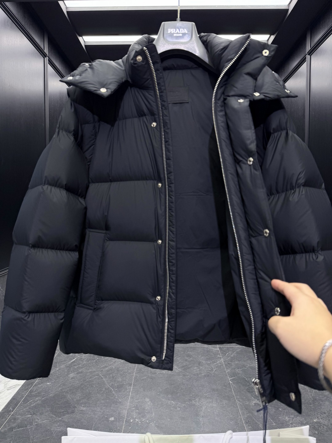 Prada Vest Goose Down Black Hooded S-l