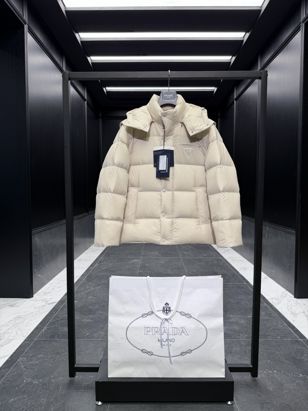 Prada Vest Goose Down Black Hooded S-l