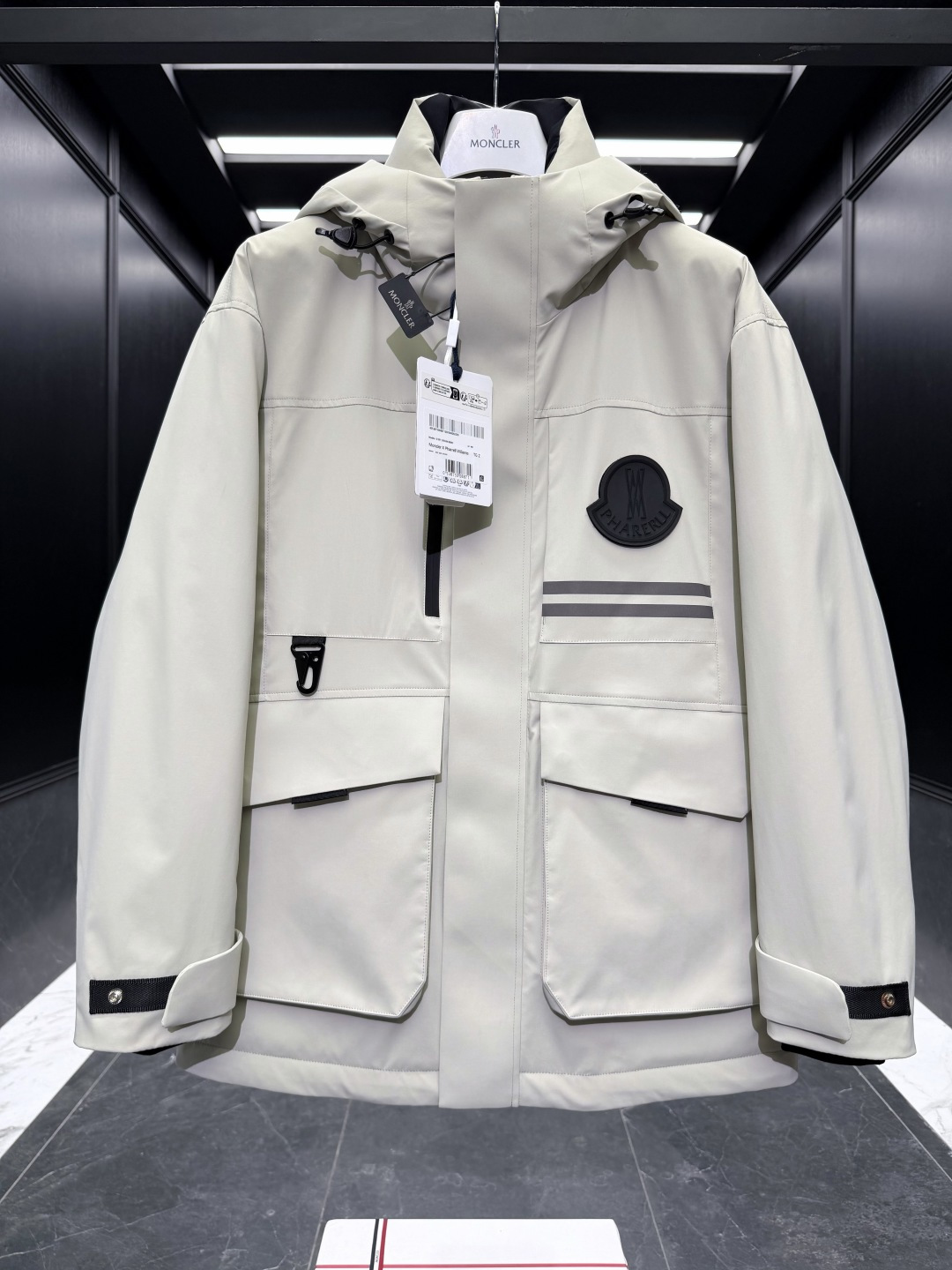 Moncler Female Down Jacket Black S-m-l