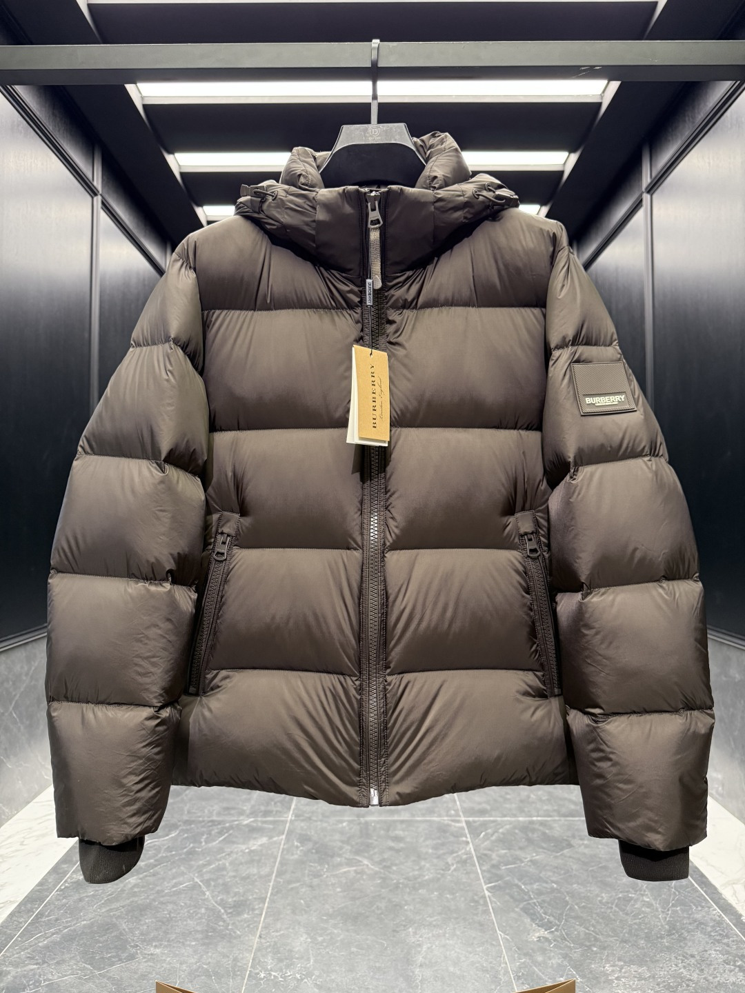 Burberry Down Jacket Cotton Black Hooded S-l