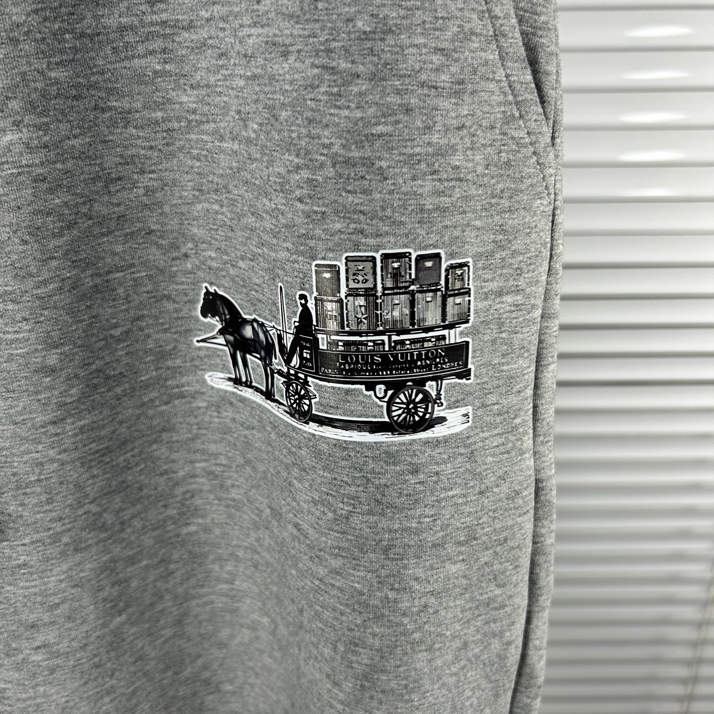 Louis Vuitton Basic Clothing S-m-l-xxxl