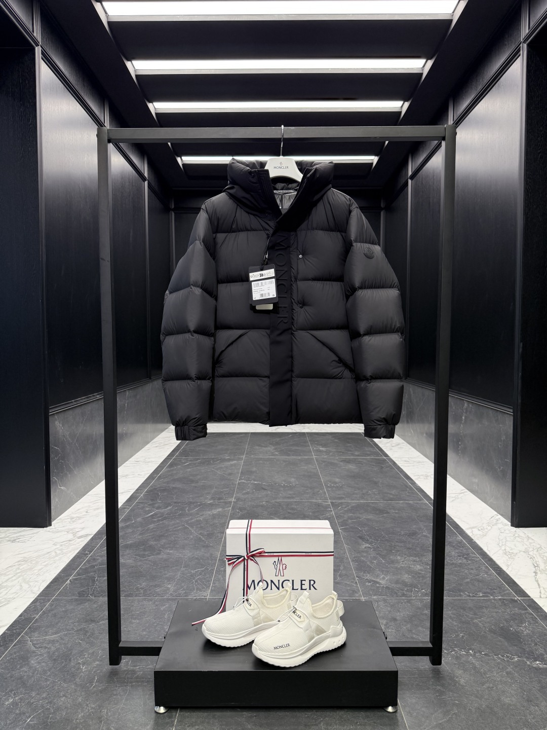 Moncler Male Down Jacket S-m-l