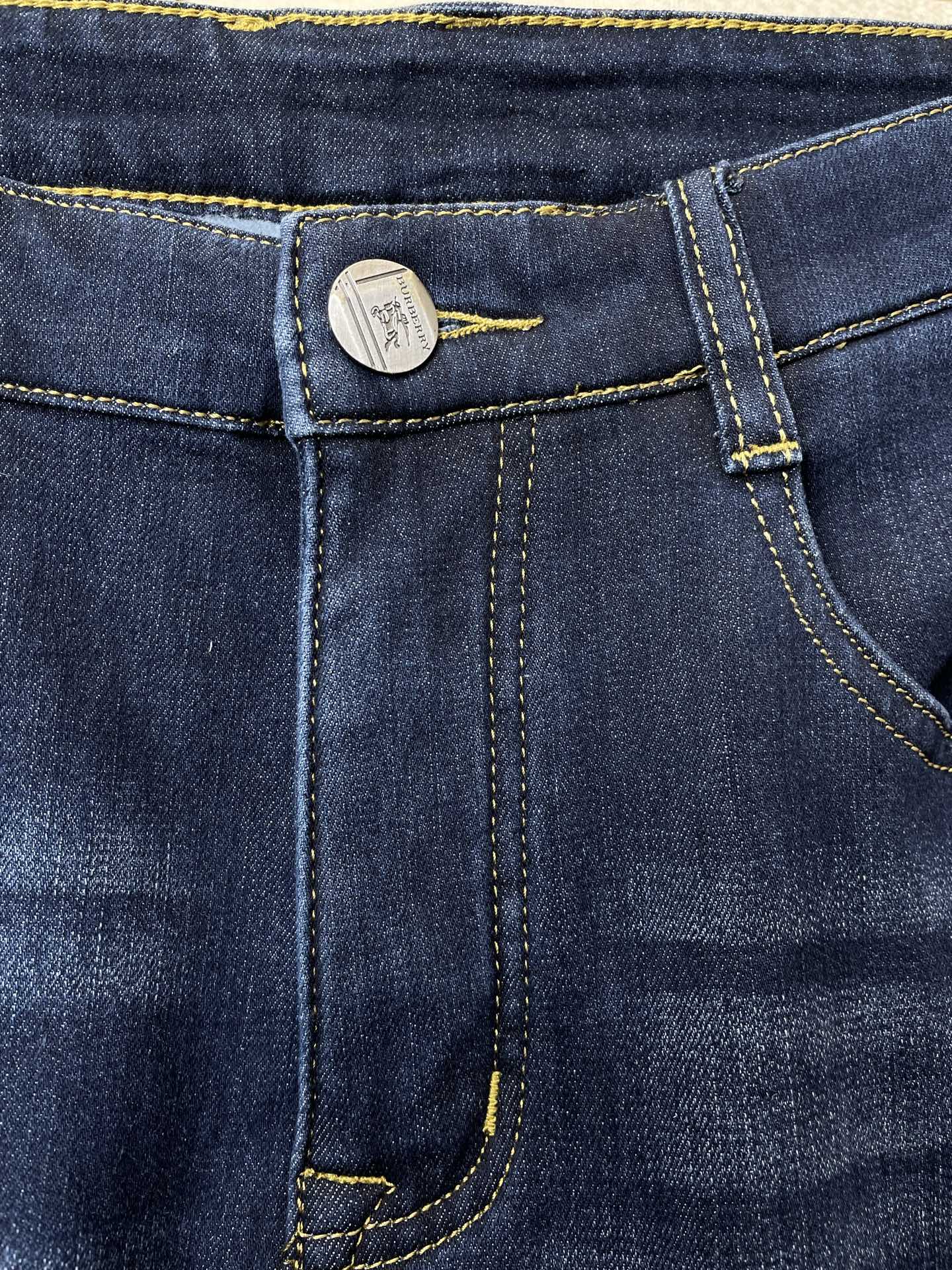 Burberry Jeans Fleece Lined