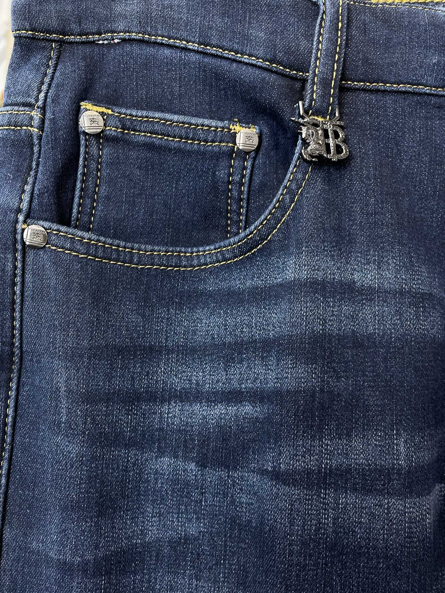 Burberry Jeans Fleece Lined