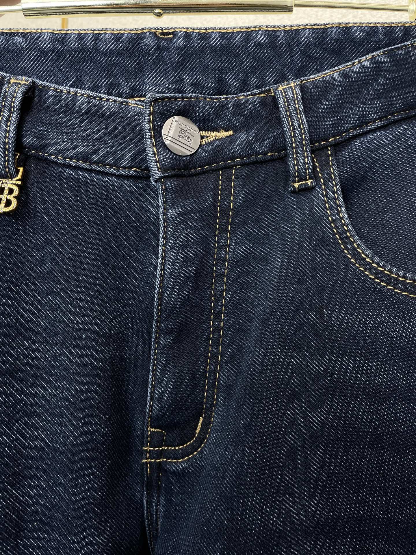 Burberry Jeans Fleece Lined