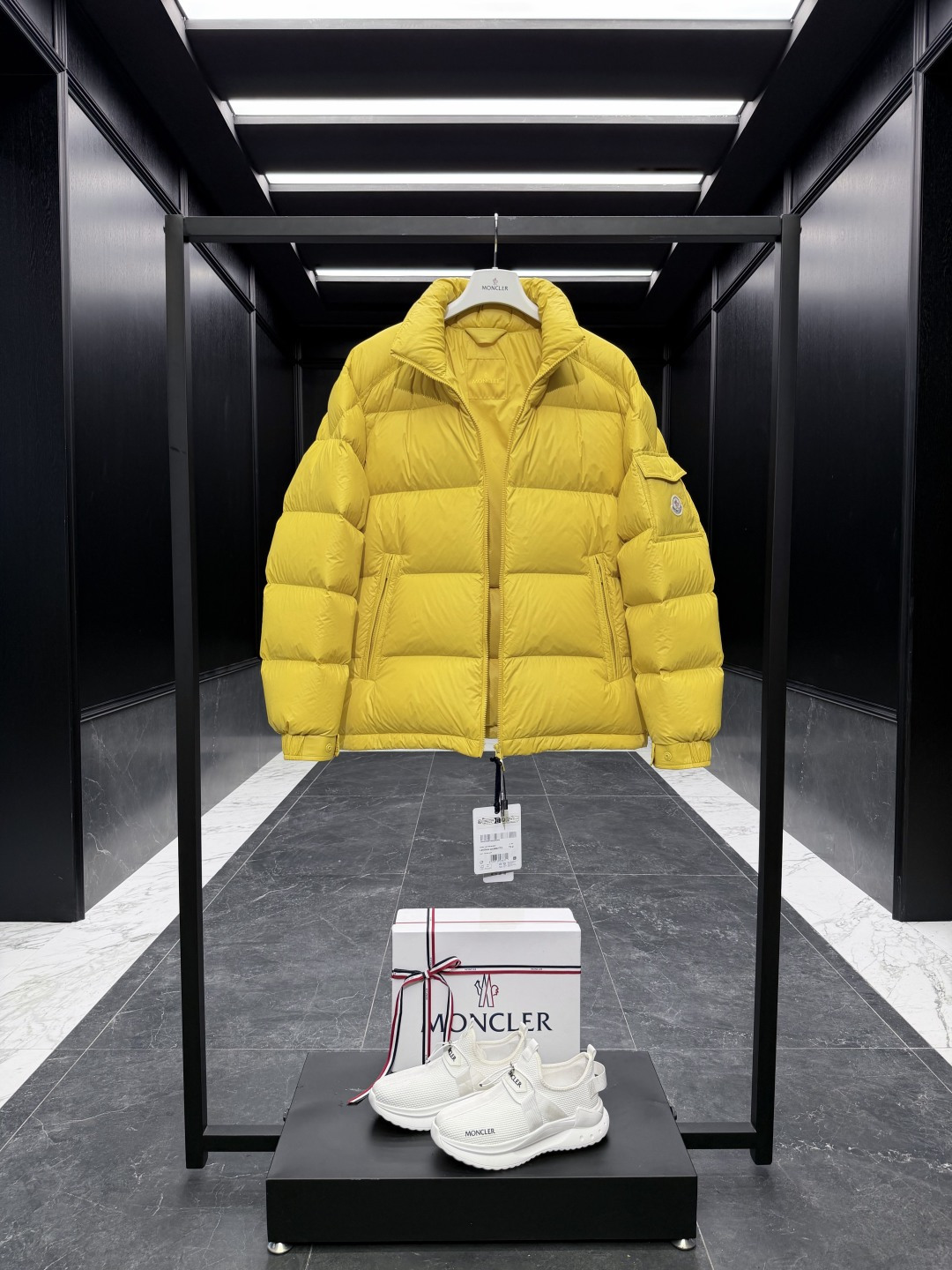 Moncler Male Down Jacket Goose Down Black S-m-l