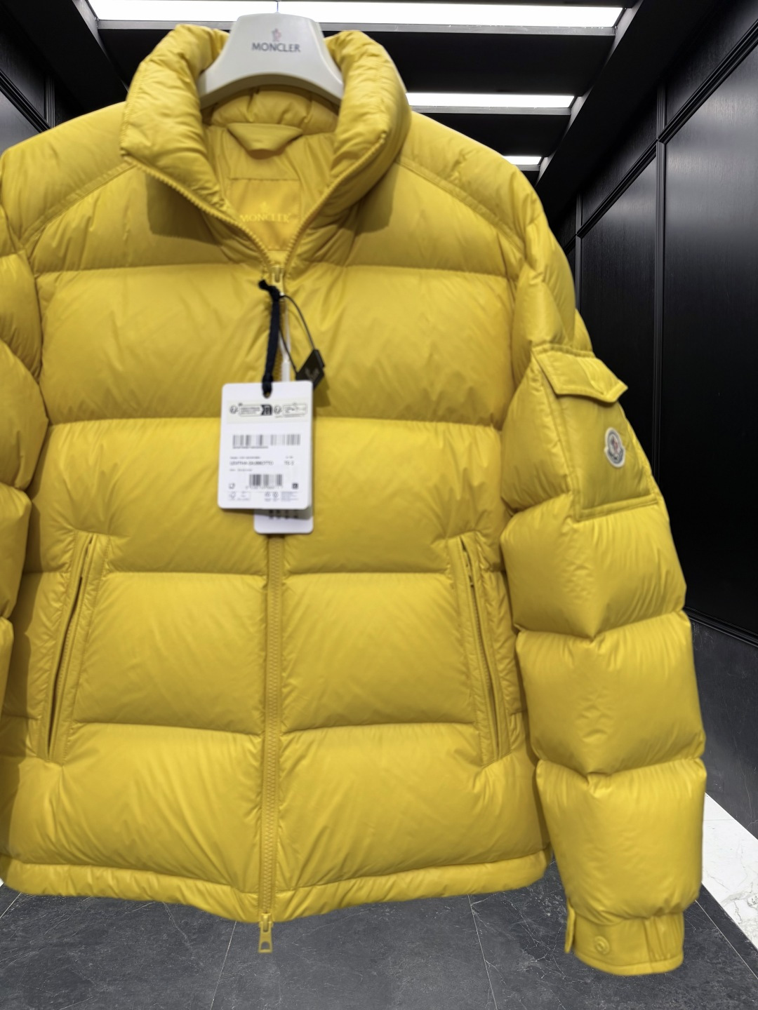 Moncler Male Down Jacket Goose Down Black S-m-l