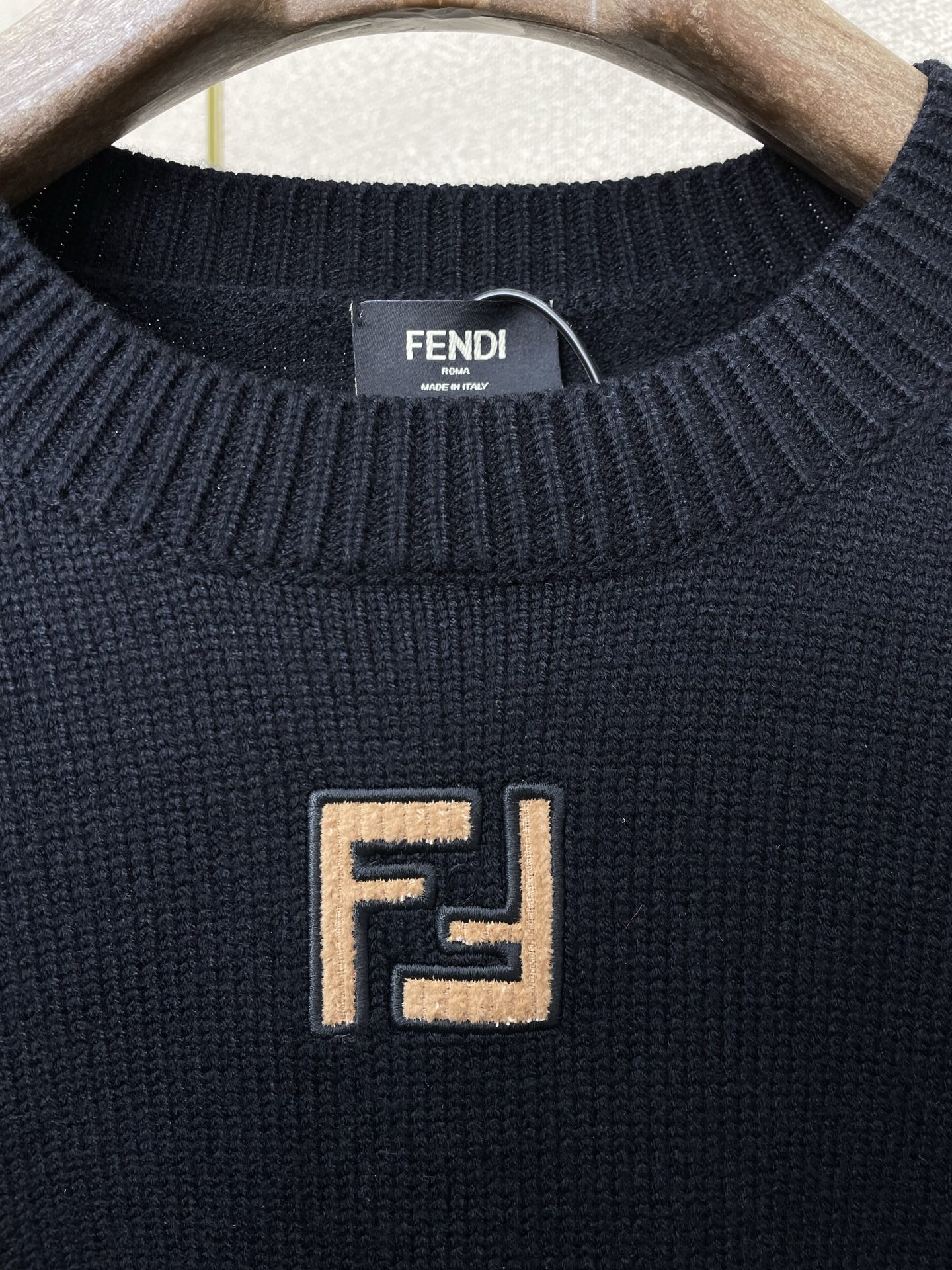 Fendi Male Basic Clothing S-xl