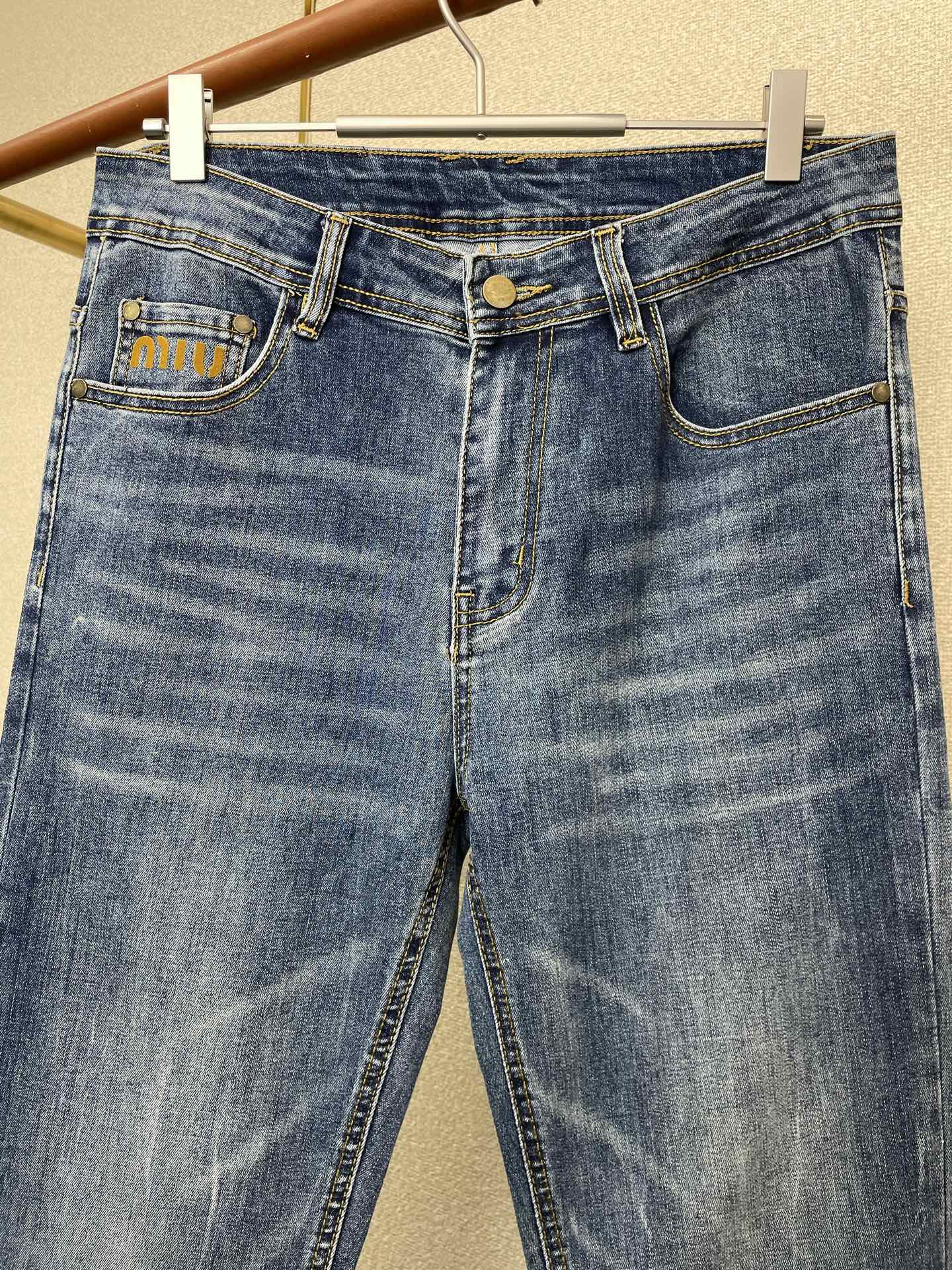 Miu Miu Jeans M